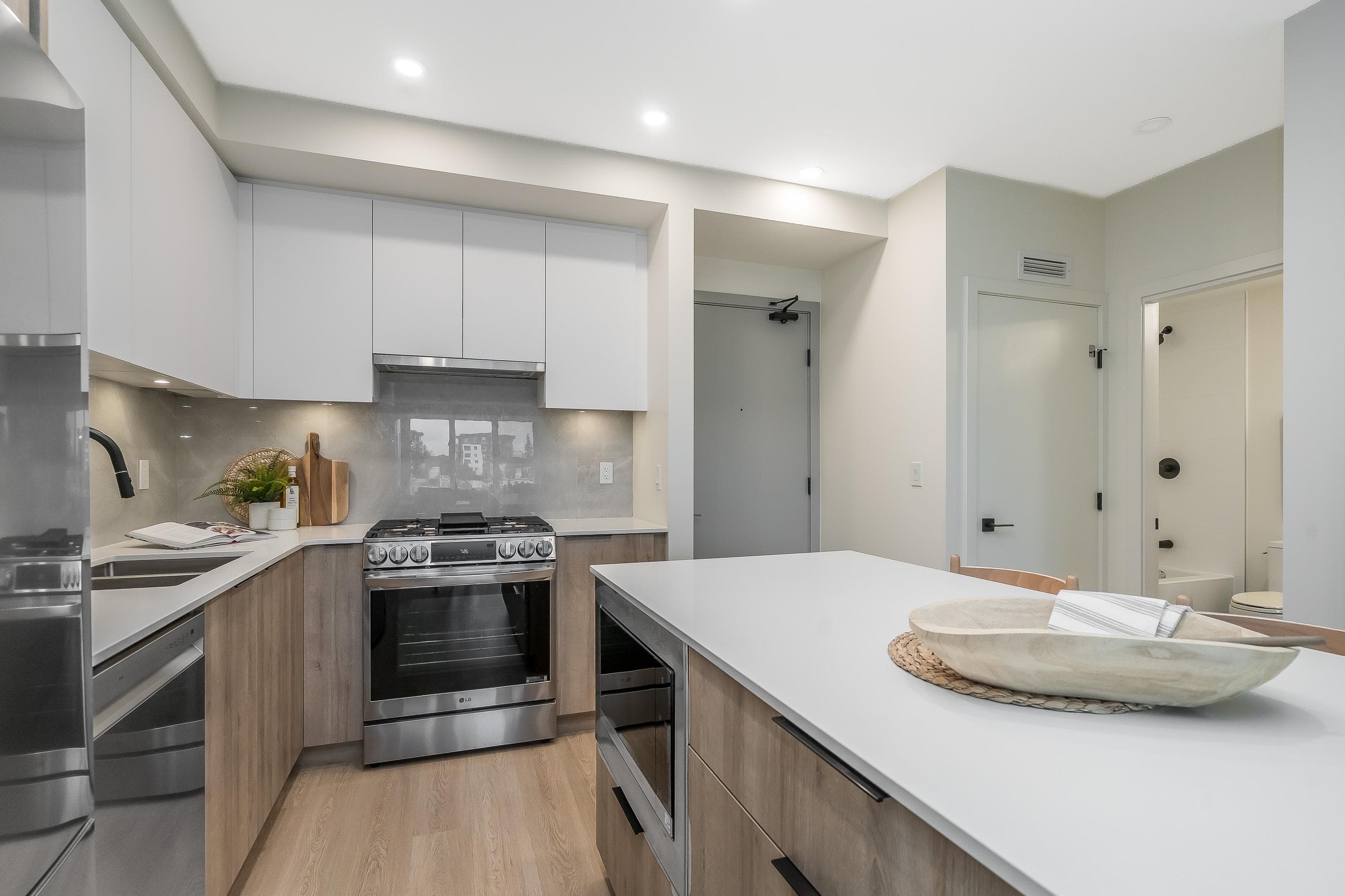 A411 - 7980 206a Street, Langley, V2Y 3Z8 — photo 5