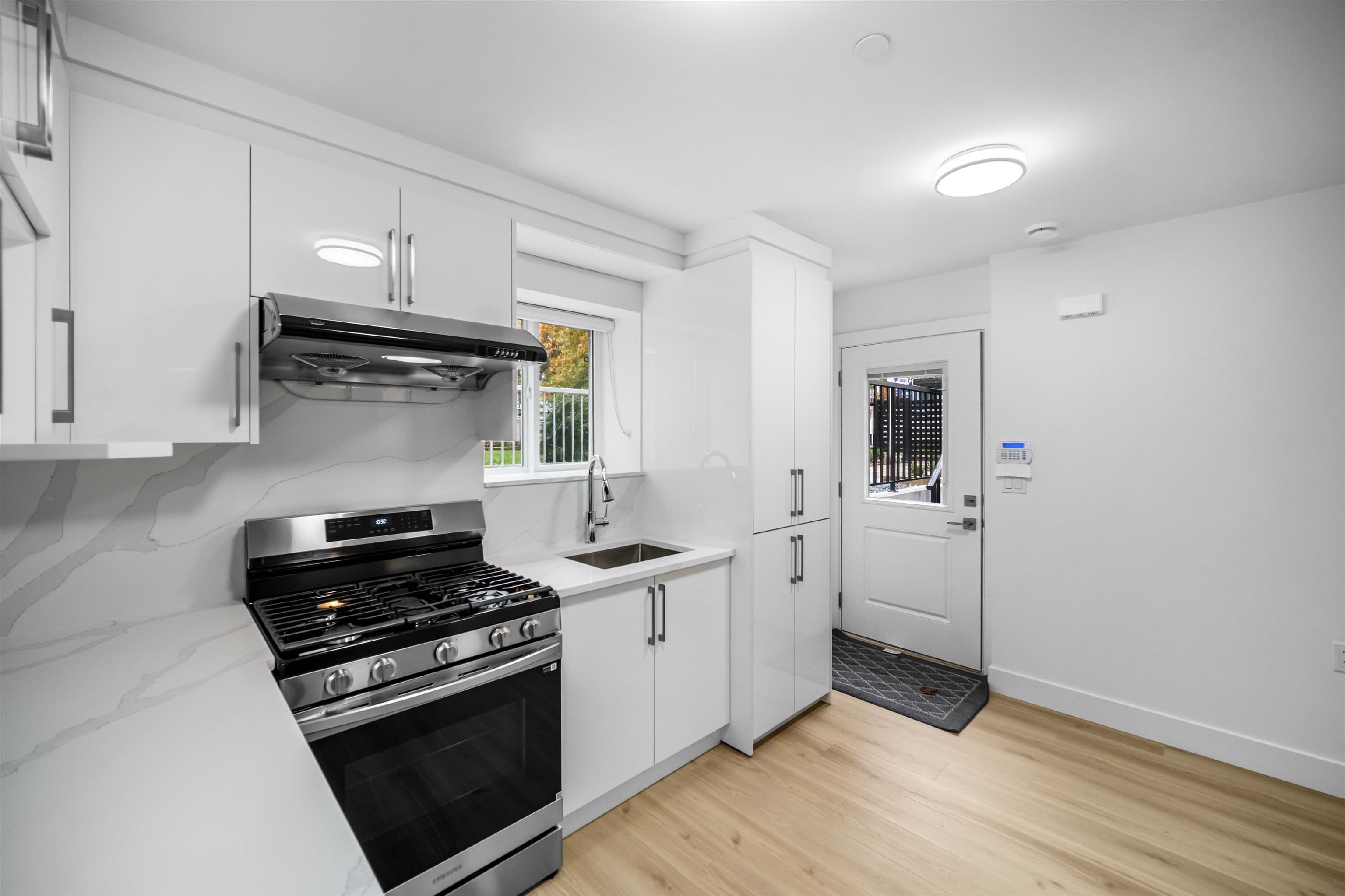 2076 E 50th Avenue, Vancouver, V5P 1V3 — photo 5