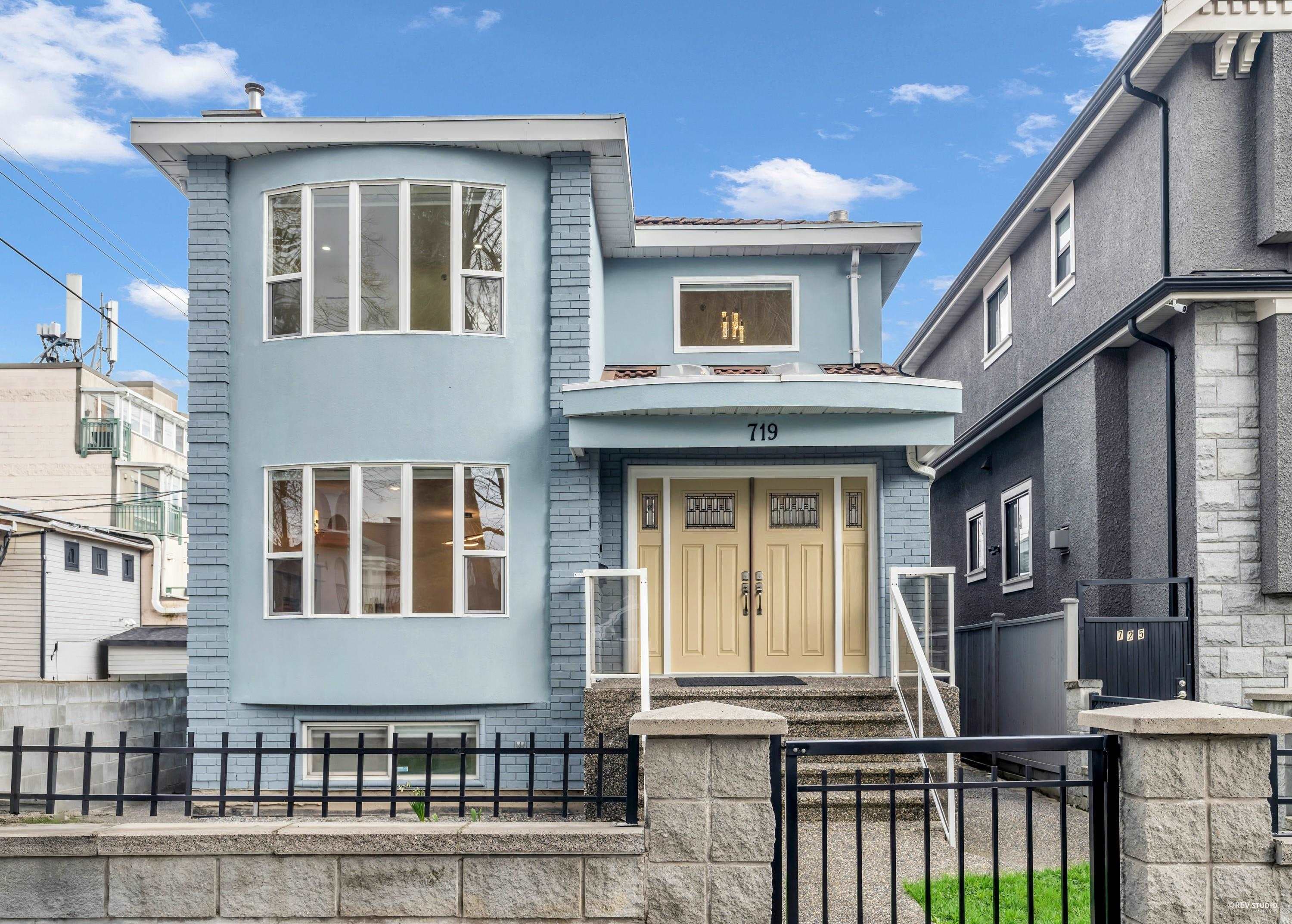 719 E 27th Avenue, Vancouver, V5V 2K8 — photo 1