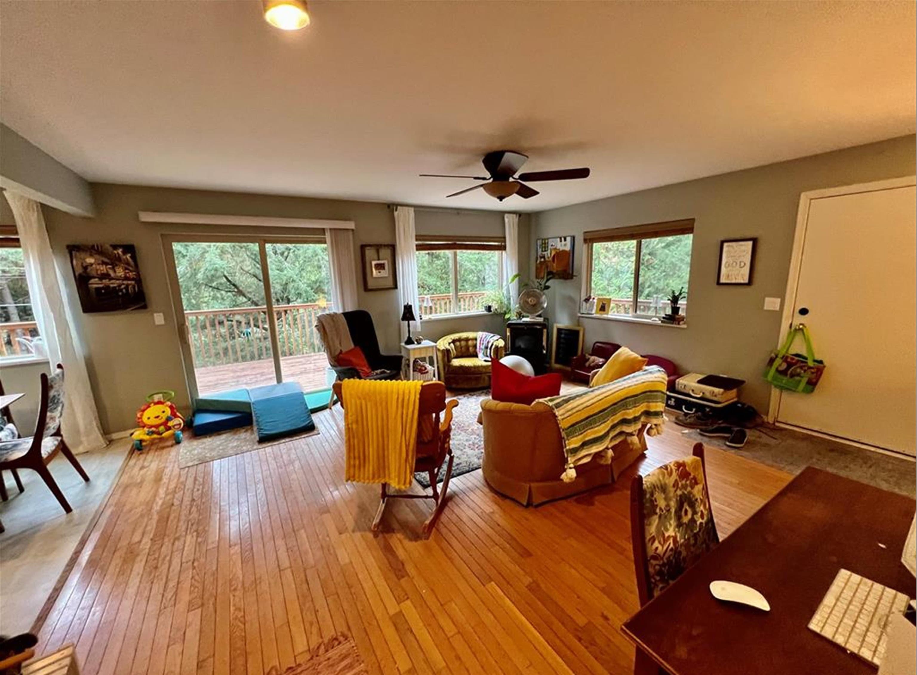 702 Charter Road, Mayne Island, V0N 2J1 — photo 2