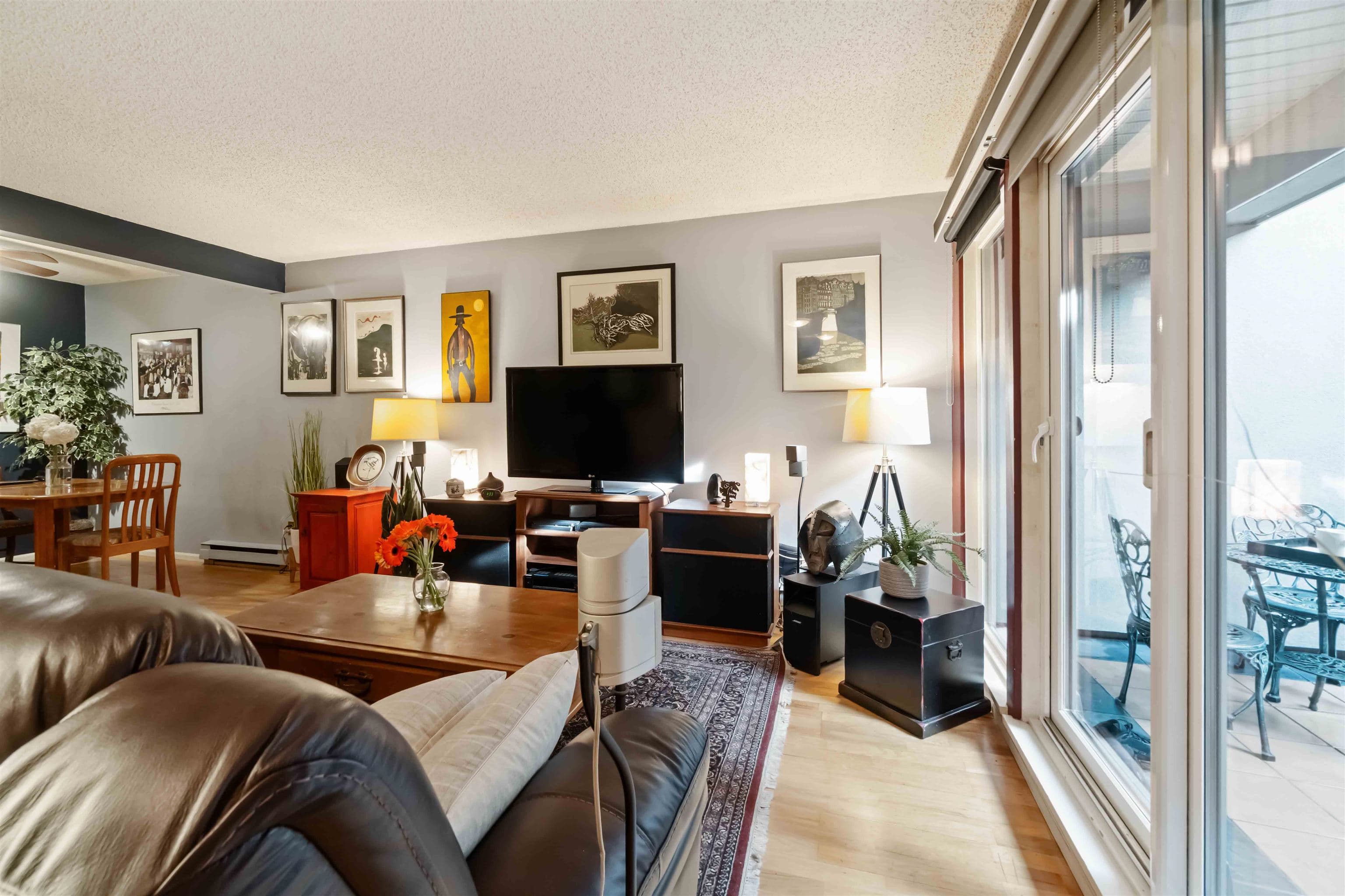1305 W 8th Avenue, Vancouver, V6H 3W4 — photo 1