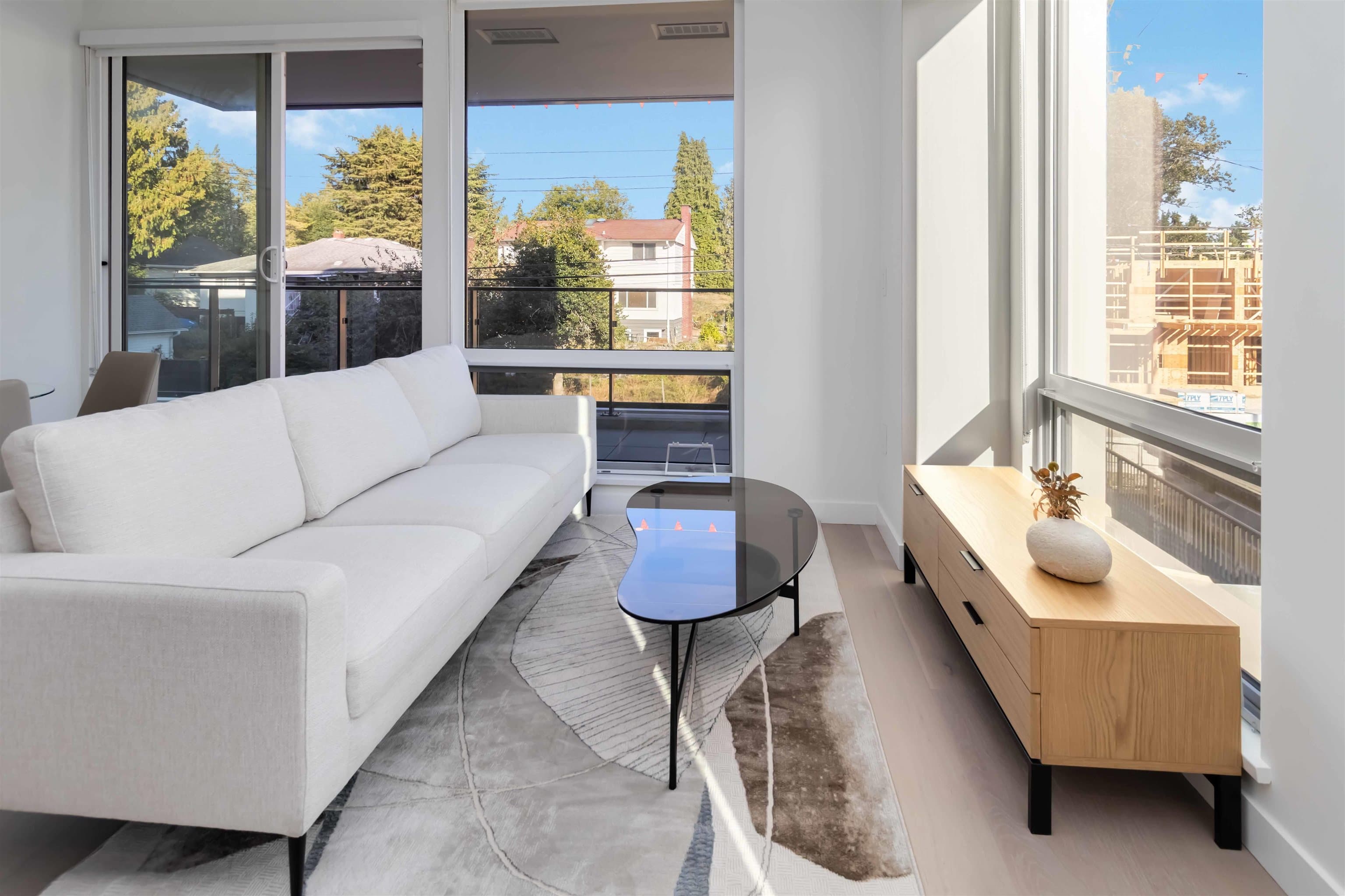 206 - 5212 Cambie Street, Vancouver — sold
