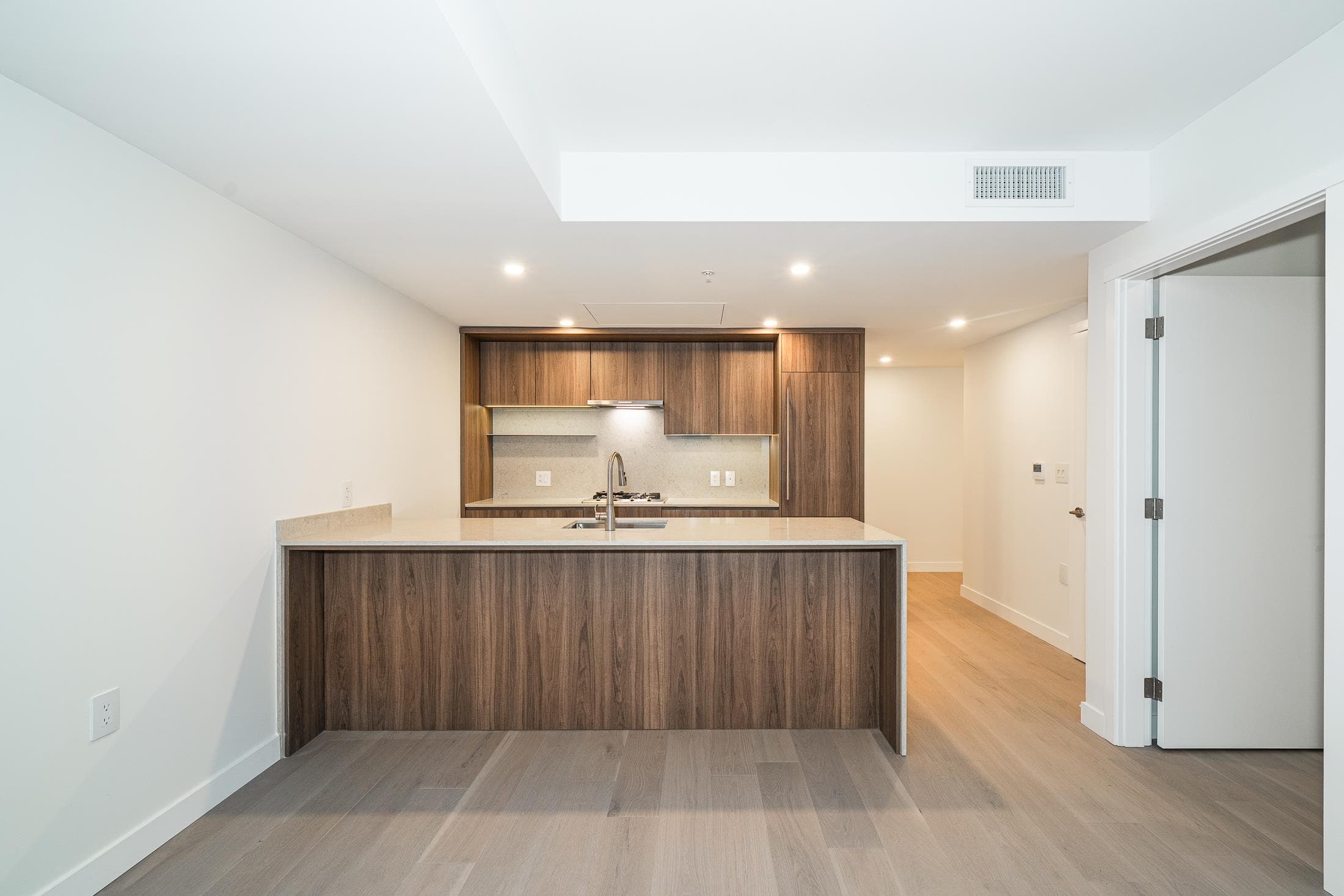 216 - 5212 Cambie Street, Vancouver, V5Z 2Z7 — photo 3