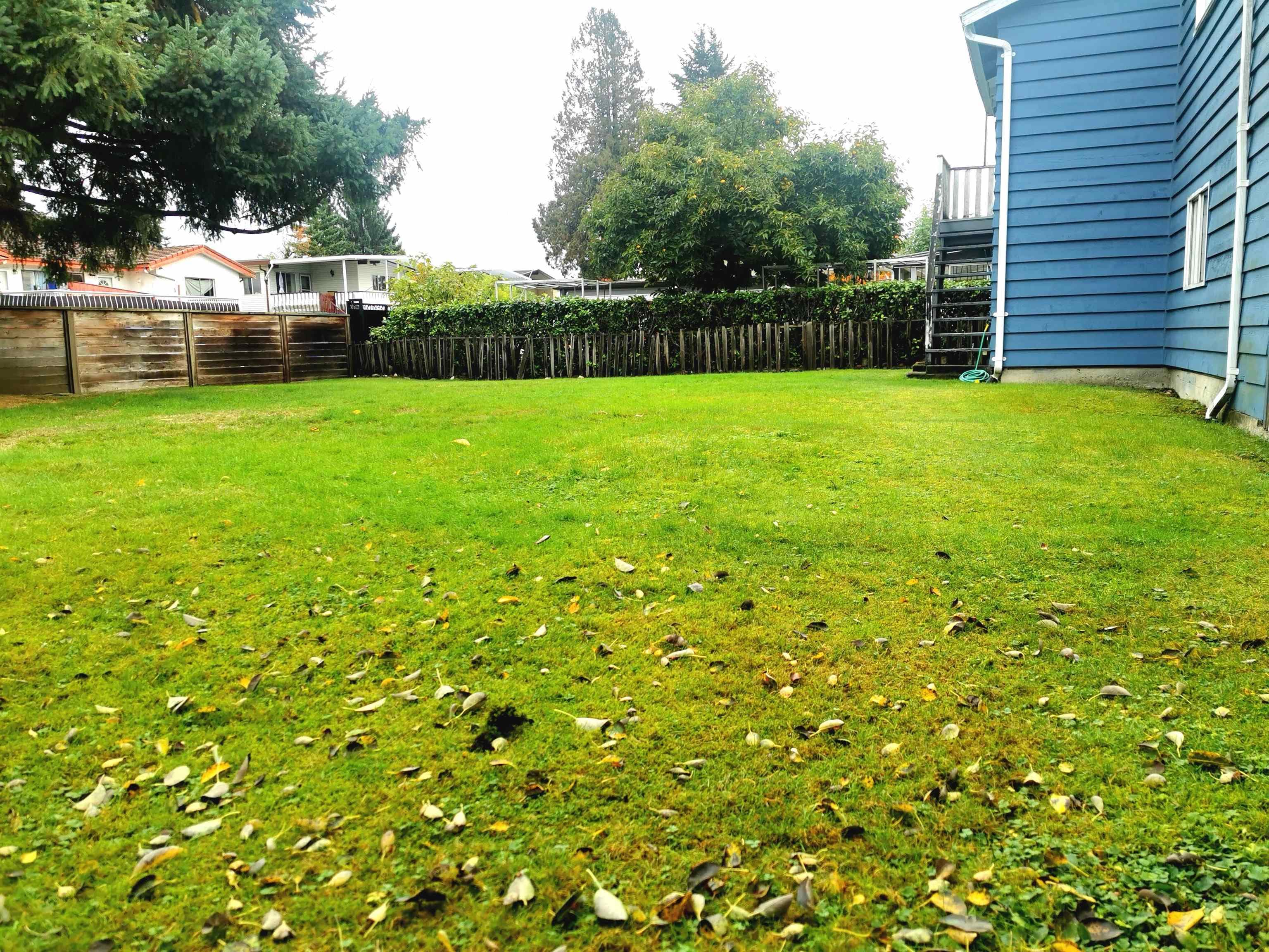 5761 Sprott Street, Burnaby, V5G 1T8 — photo 5