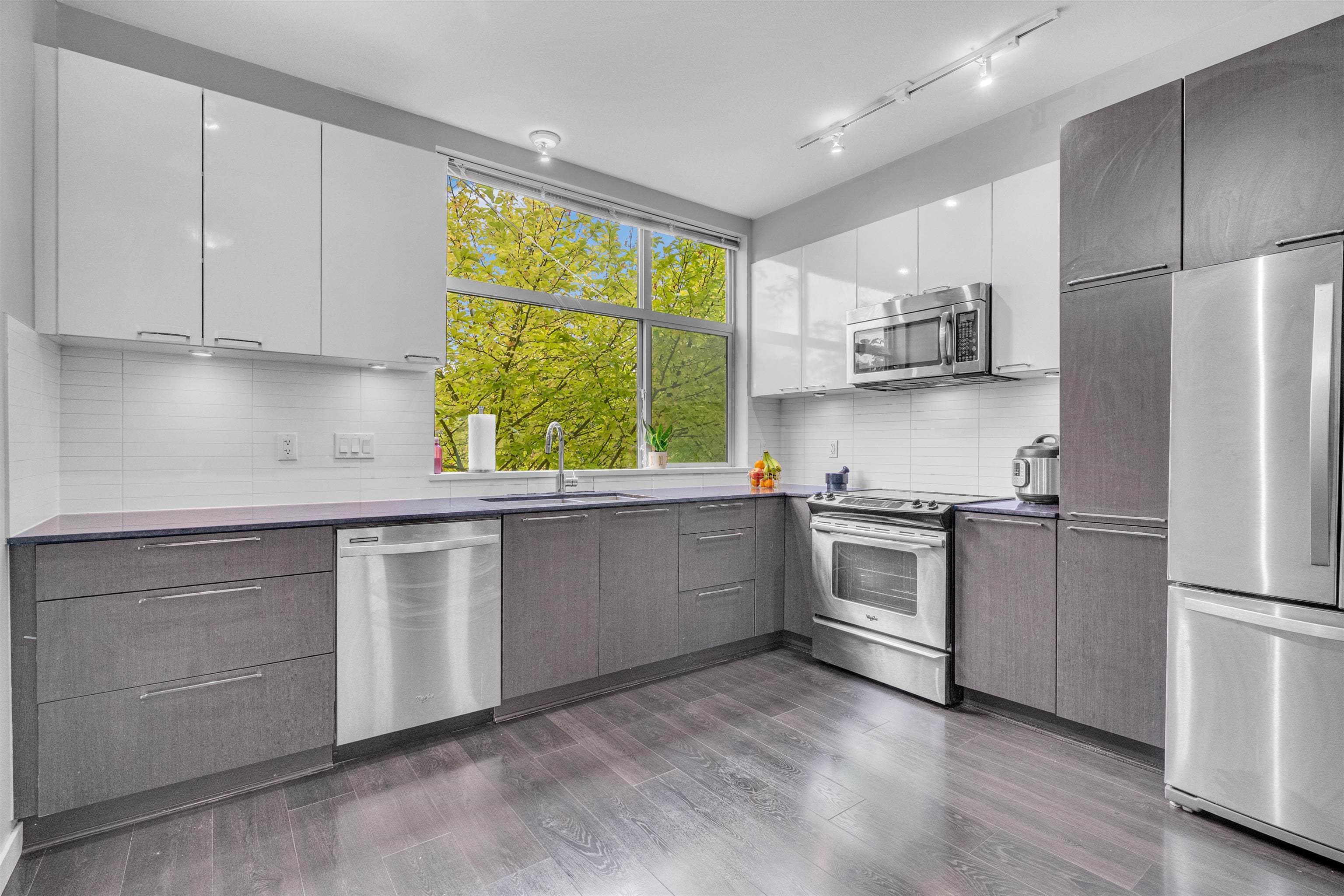8 - 8473 163 Street, Surrey, V4N 6M7 — photo 2