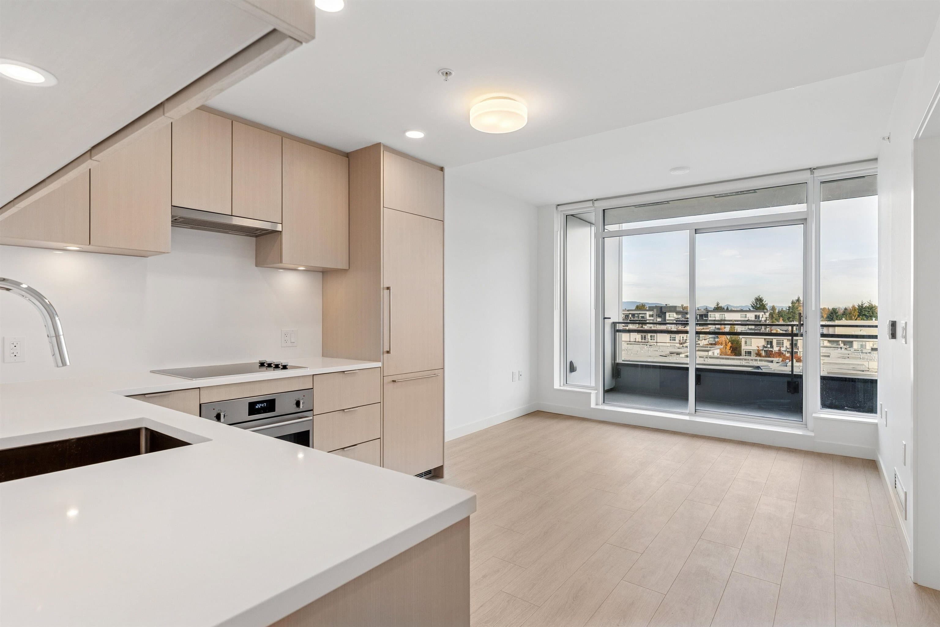 1001 - 13675 107a Avenue, Surrey