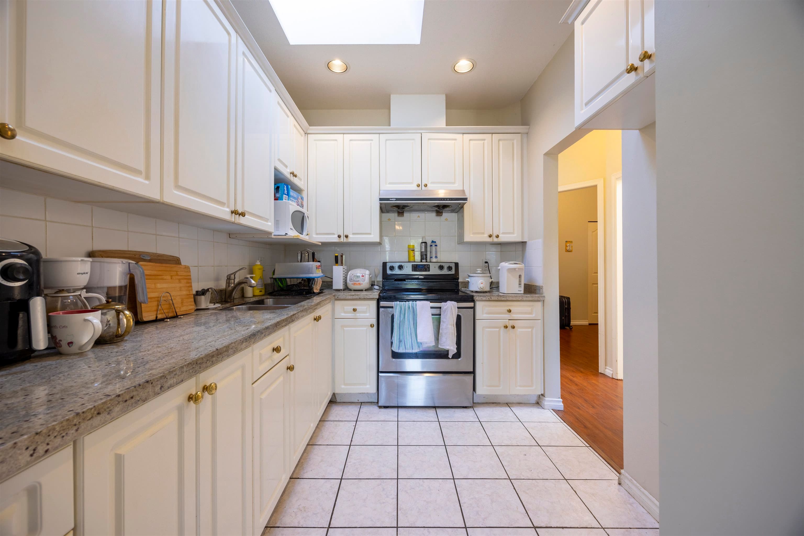 739 E 20th Avenue, Vancouver, V5V 1N2 — photo 5