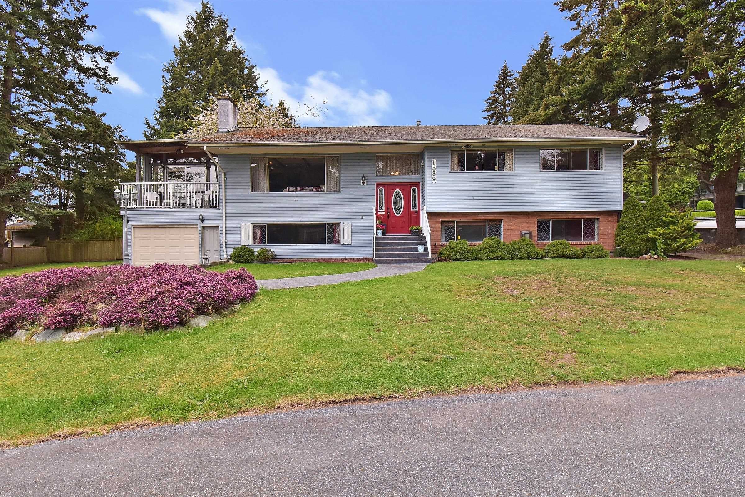 1589 Lancaster Street, White Rock, V4B 3H6 — photo 2