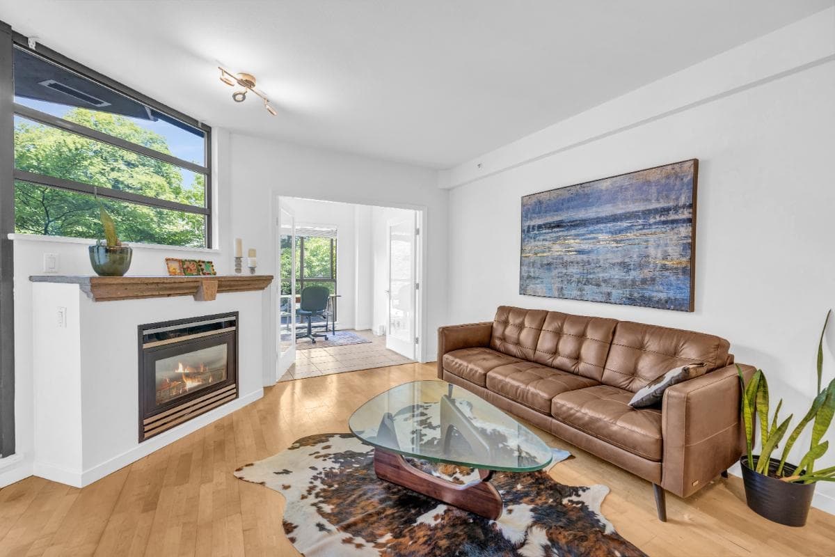 209 - 2228 Marstrand Avenue, Vancouver, V6K 4T1 — photo 2
