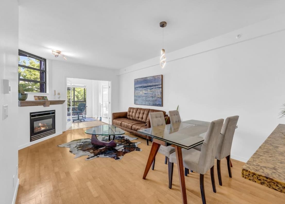 209 - 2228 Marstrand Avenue, Vancouver — sold