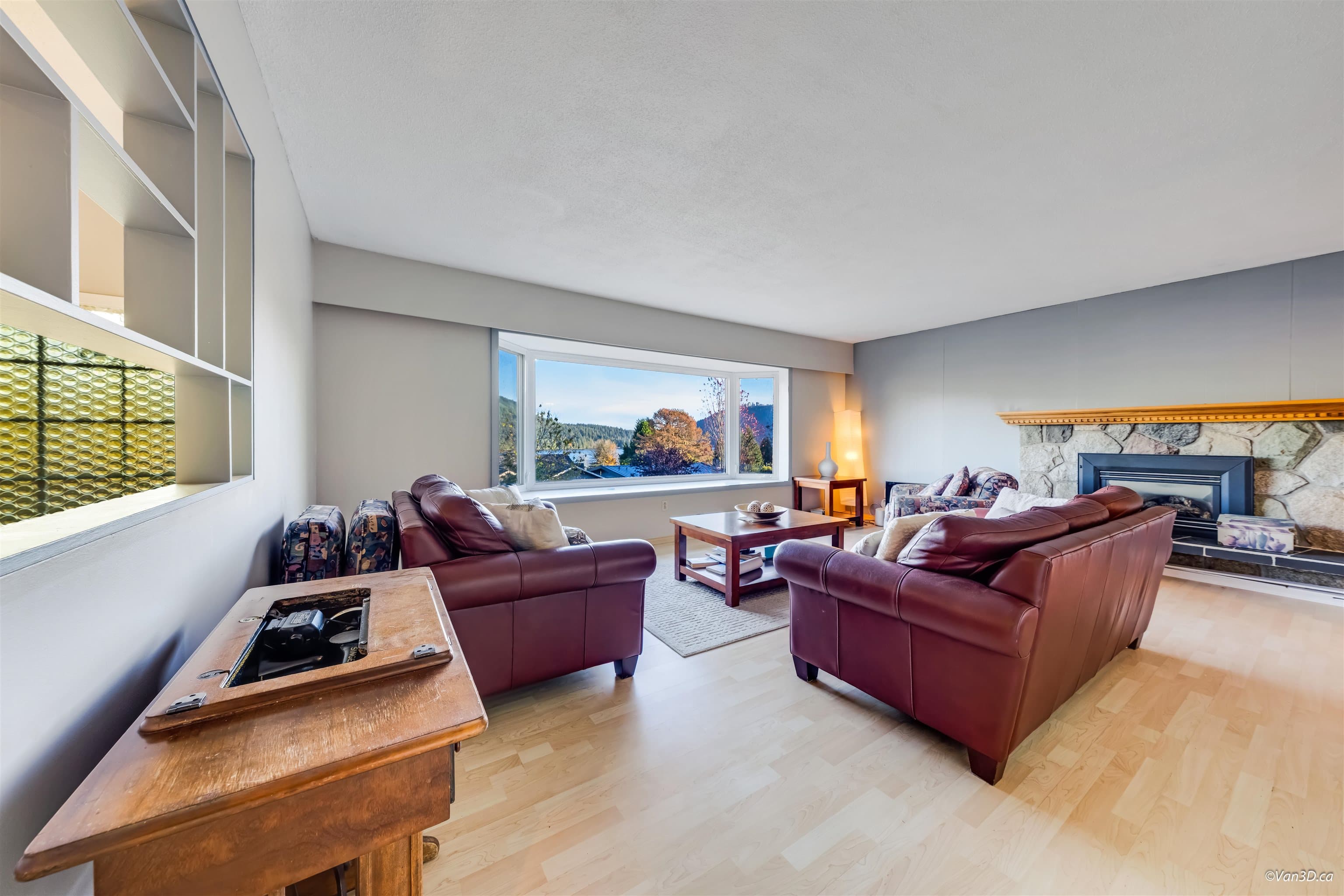 465 Felton Road, North Vancouver, V7G 1L9 — photo 4