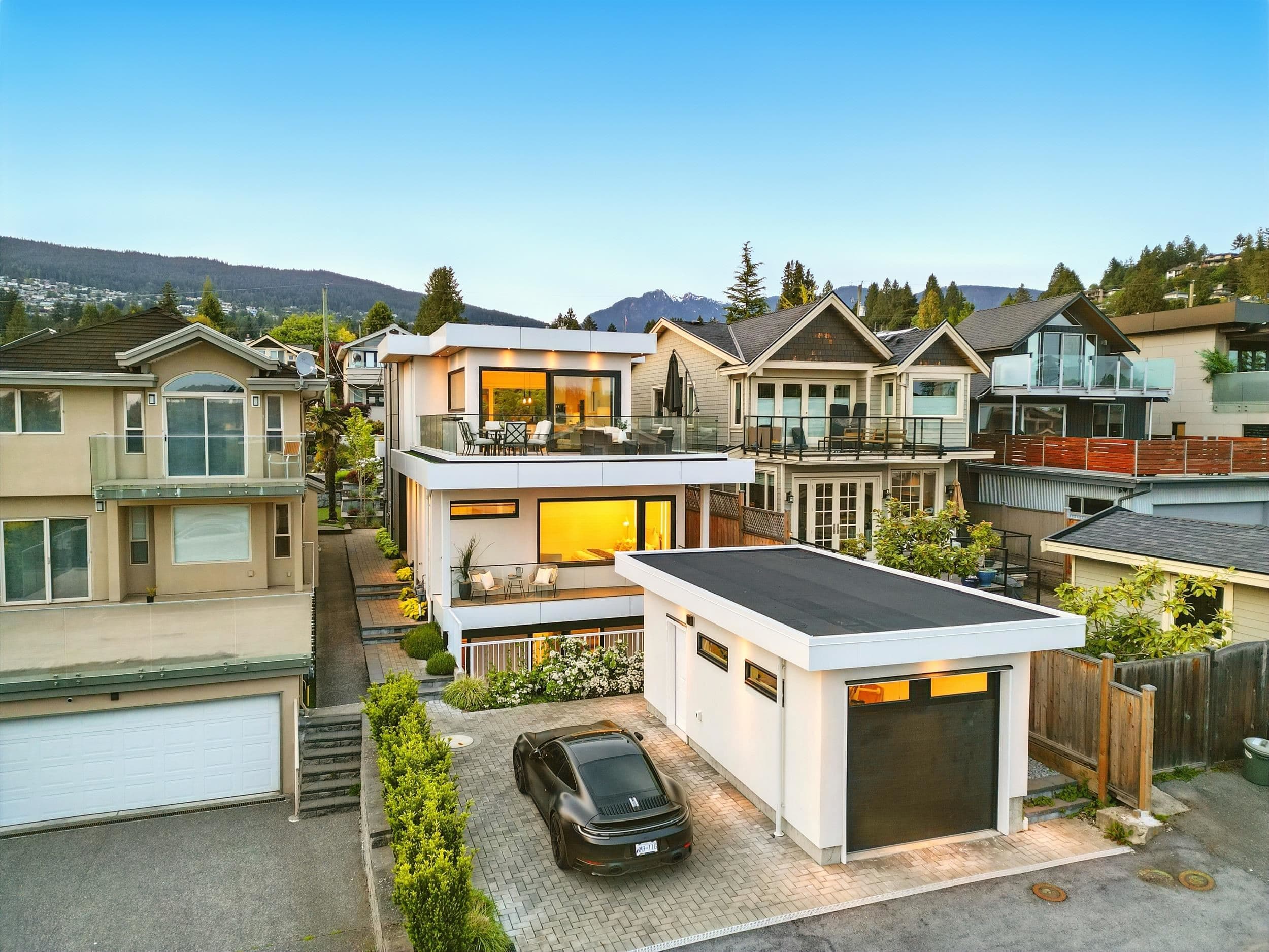 1236 Duchess Avenue, West Vancouver, V7T 1H4 — photo 3