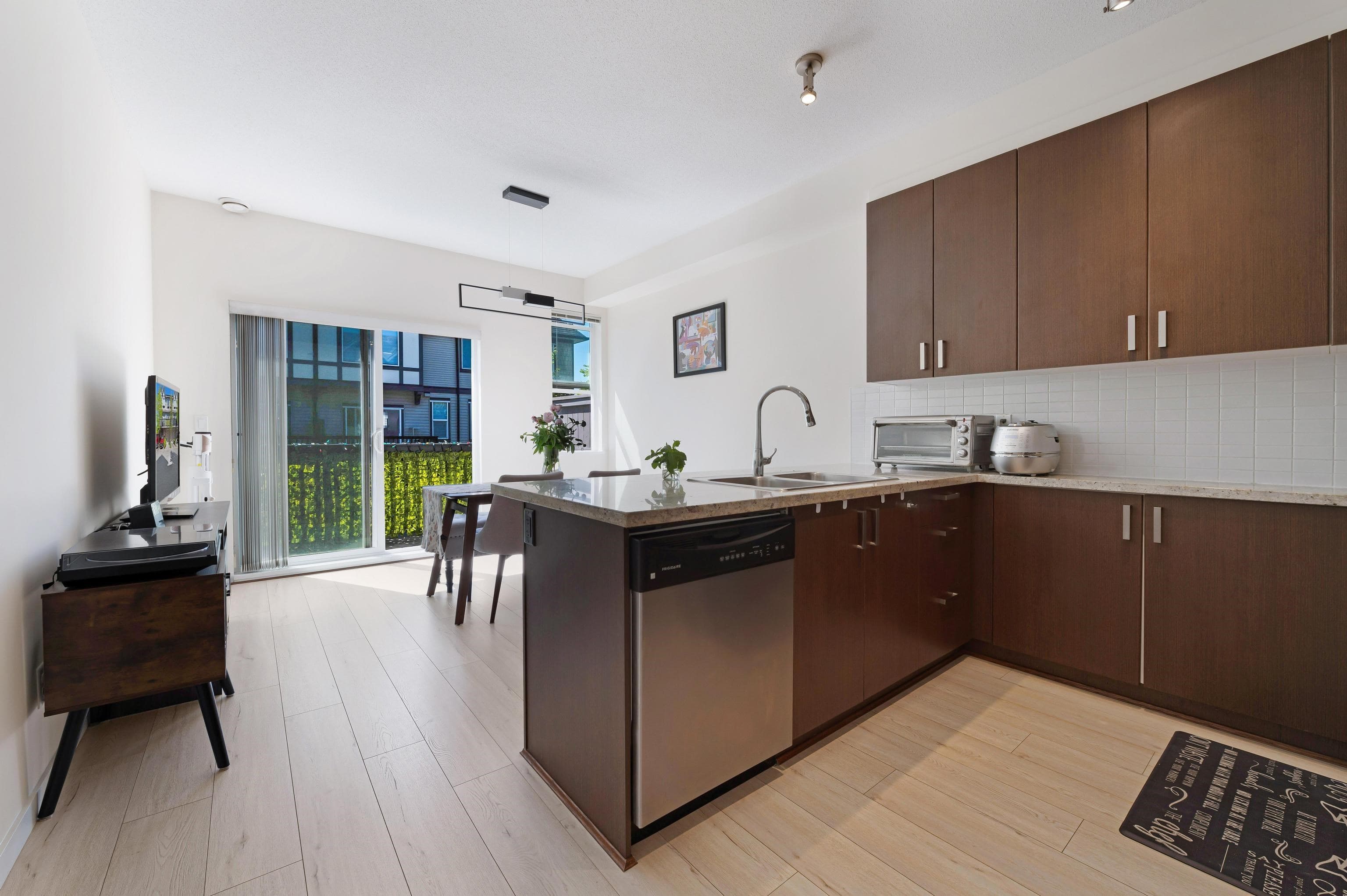 75 - 9566 Tomicki Avenue, Richmond, V6X 0E6 — photo 4
