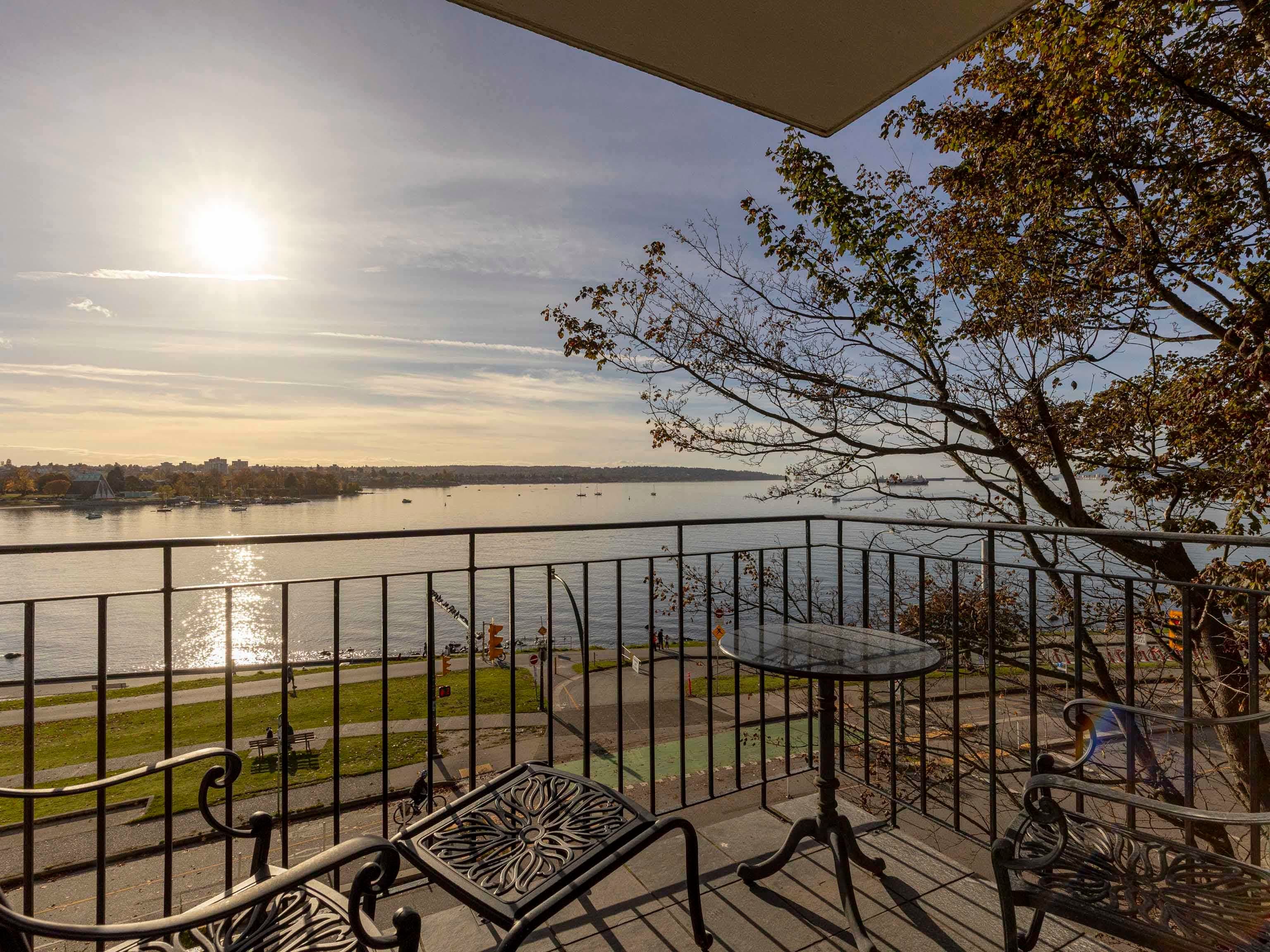 402 - 1575 Beach Avenue, Vancouver