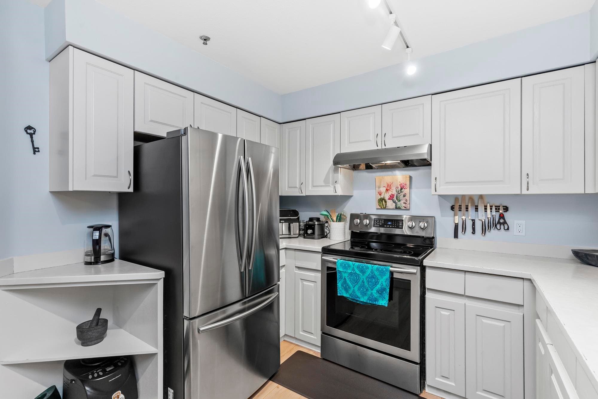 106 - 1955 Suffolk Avenue, Port Coquitlam, V3B 1H3 — photo 3