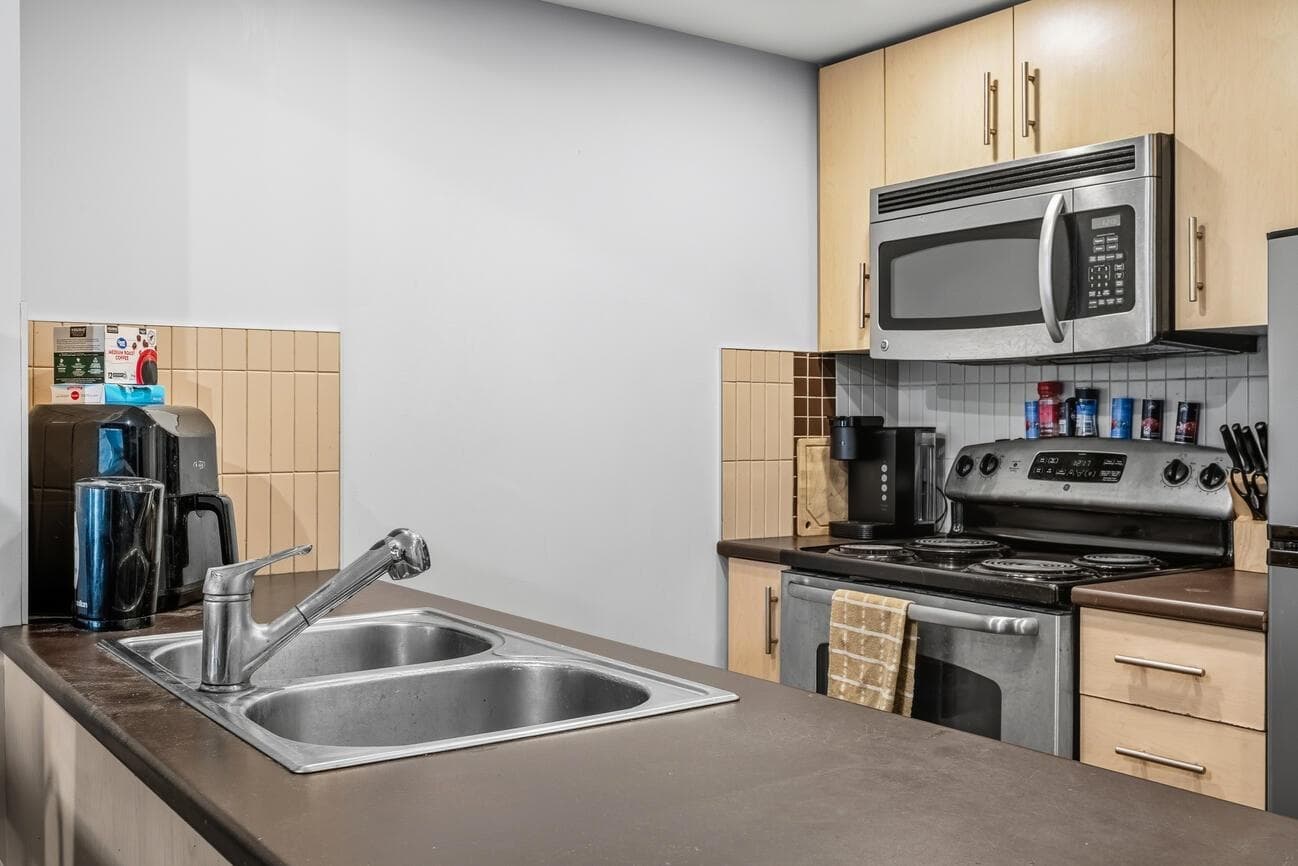 810 - 200 Keary Street, New Westminster, V3L 0A6 — photo 5