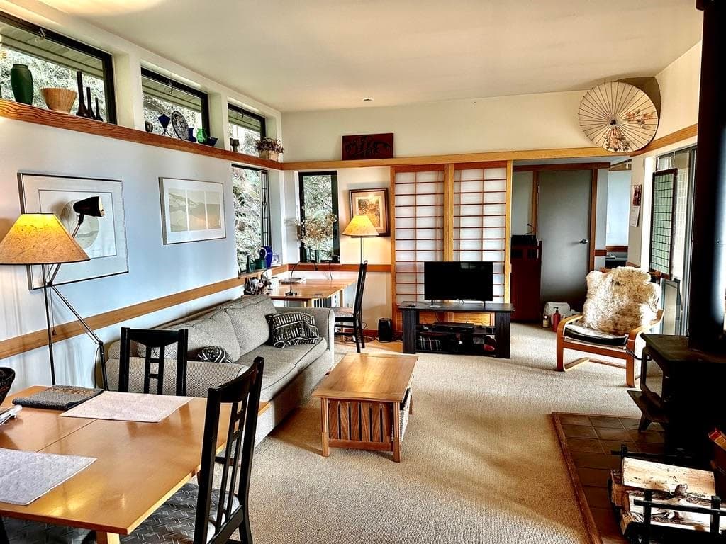 398 East Point Road, Saturna Island, V0N 2Y0 — photo 5