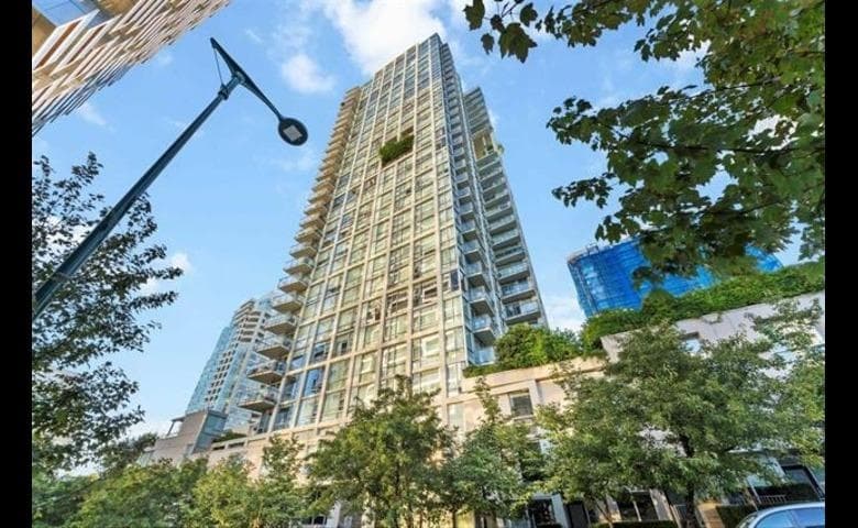 501 - 1455 Howe Street, Vancouver — sold