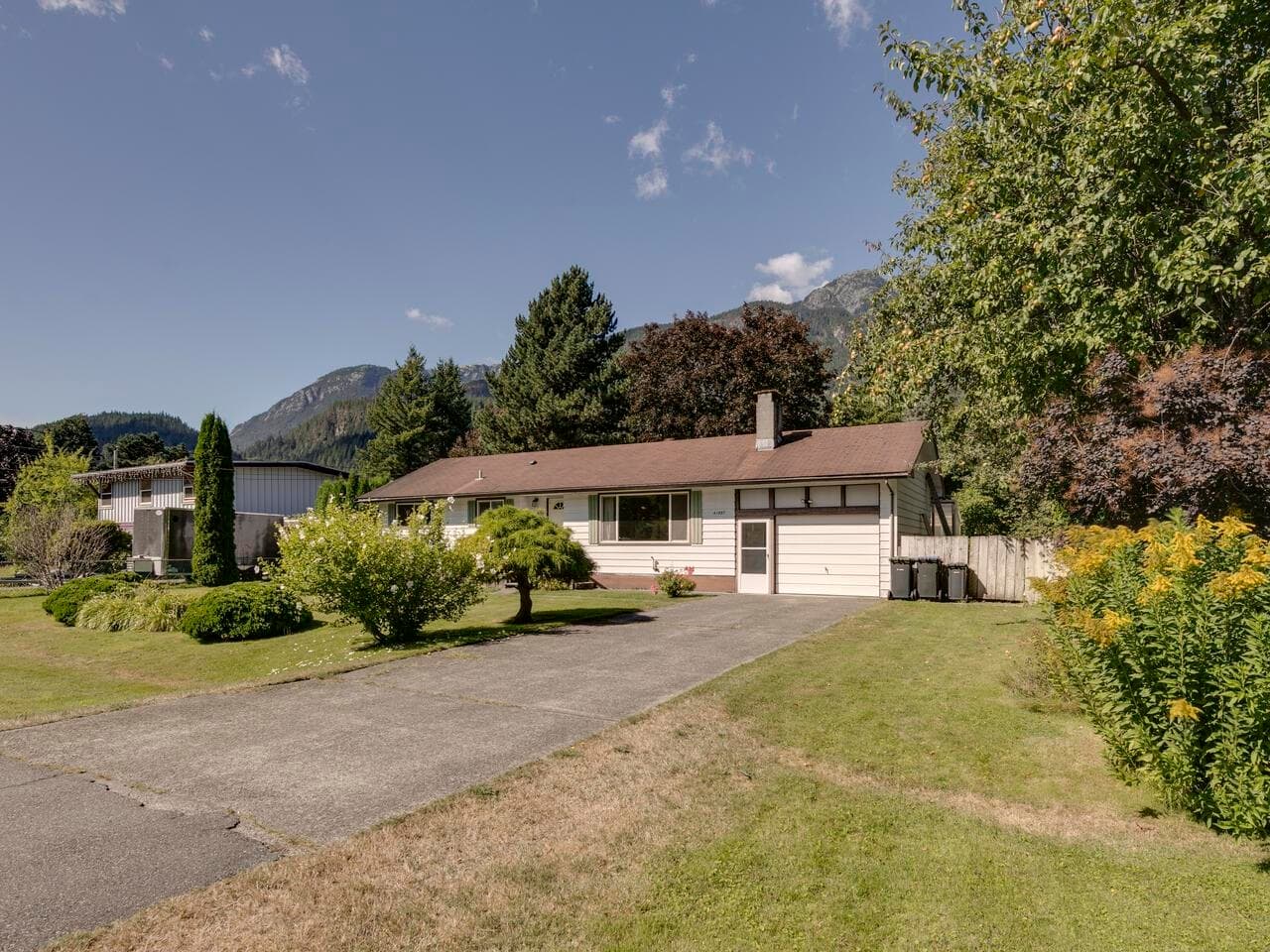 41587 Grant Road, Squamish, V0N 1H0 — photo 3