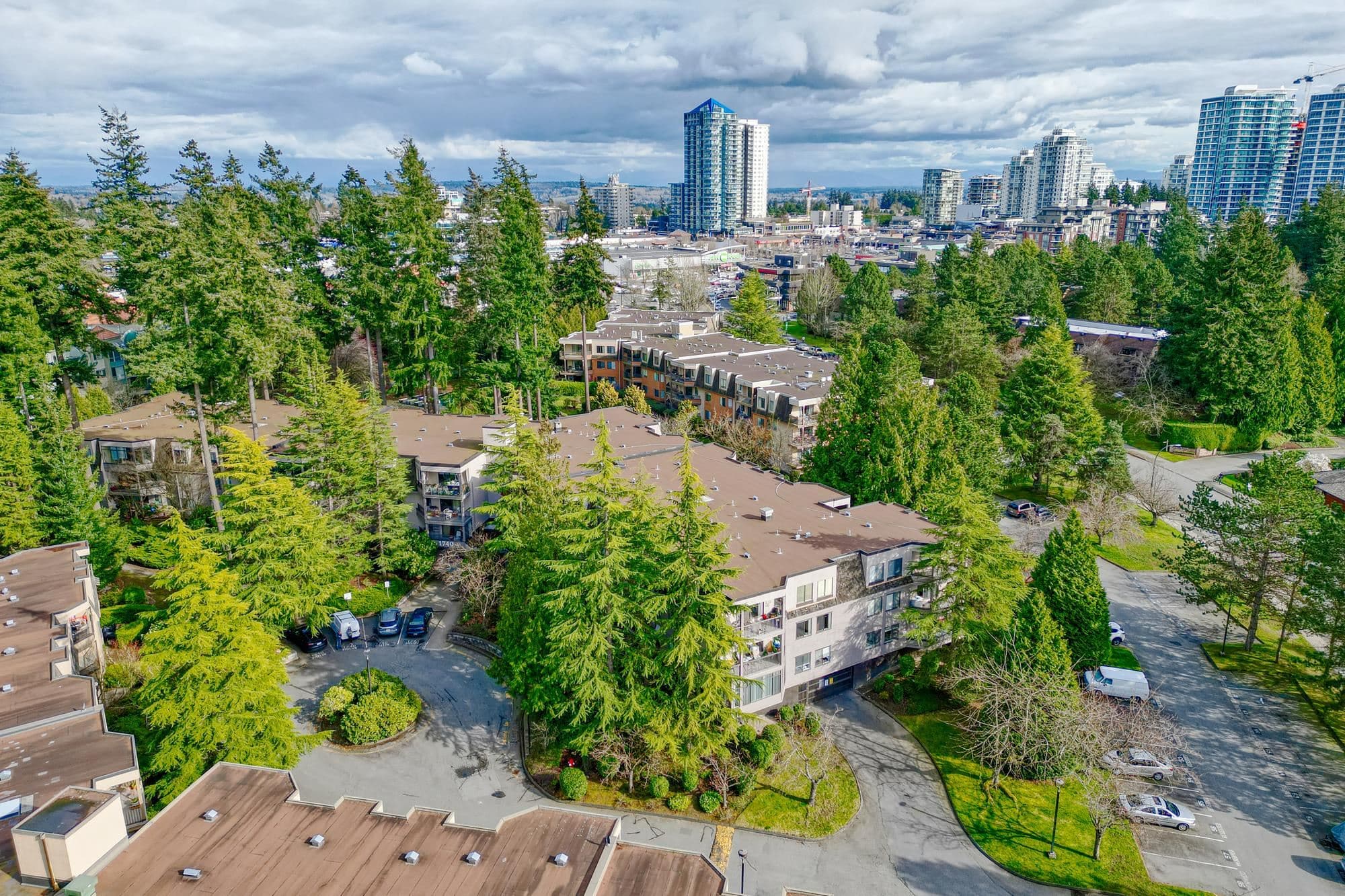203 - 1740 Southmere Crescent, Surrey, V4A 6E4 — photo 2