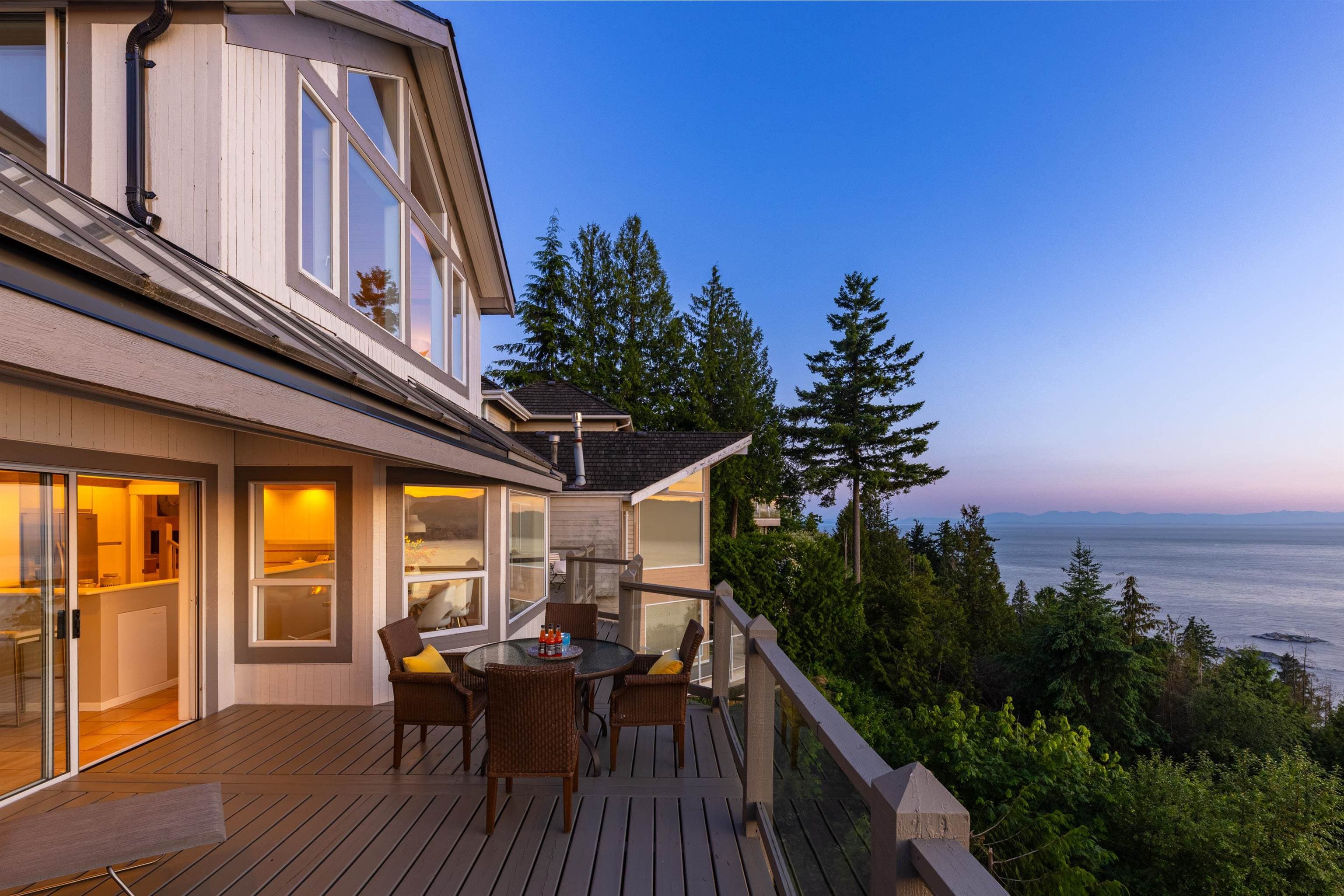 5433 Monte Bre Place, West Vancouver, V7W 3A8 — photo 2