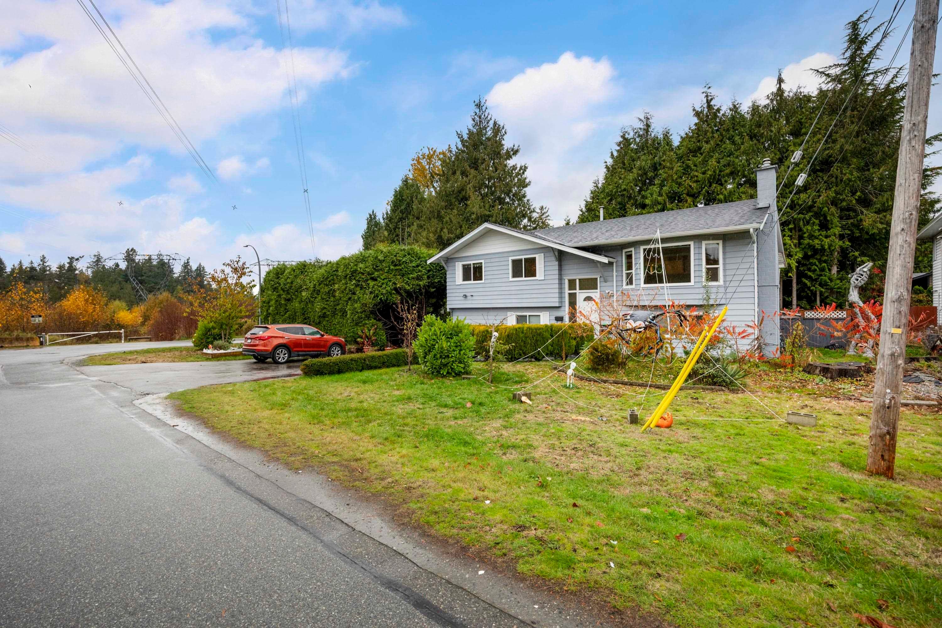 19617 48 Avenue, Langley, V3A 3K7 — photo 2