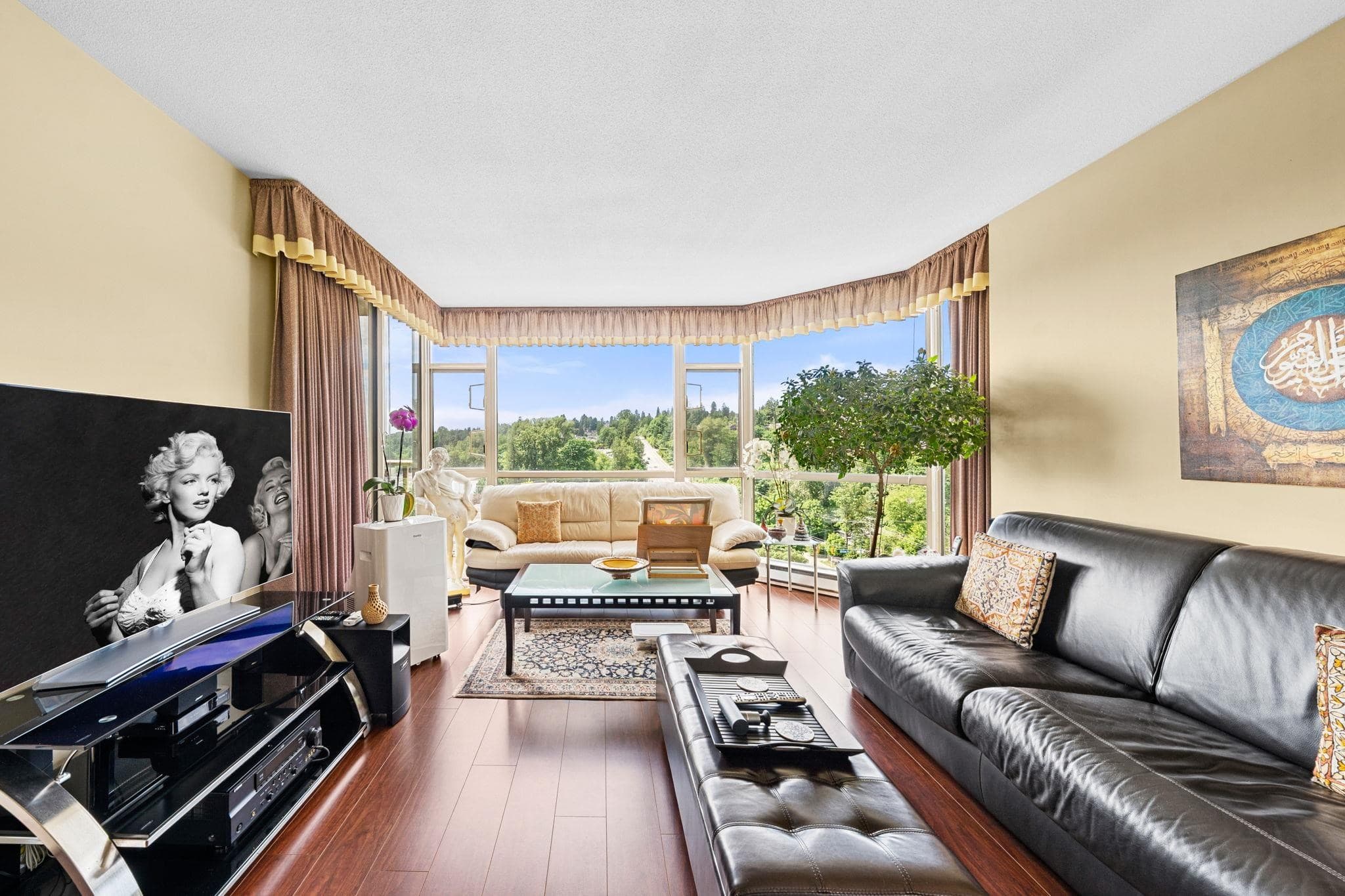 1106 - 1327 E Keith Road, North Vancouver