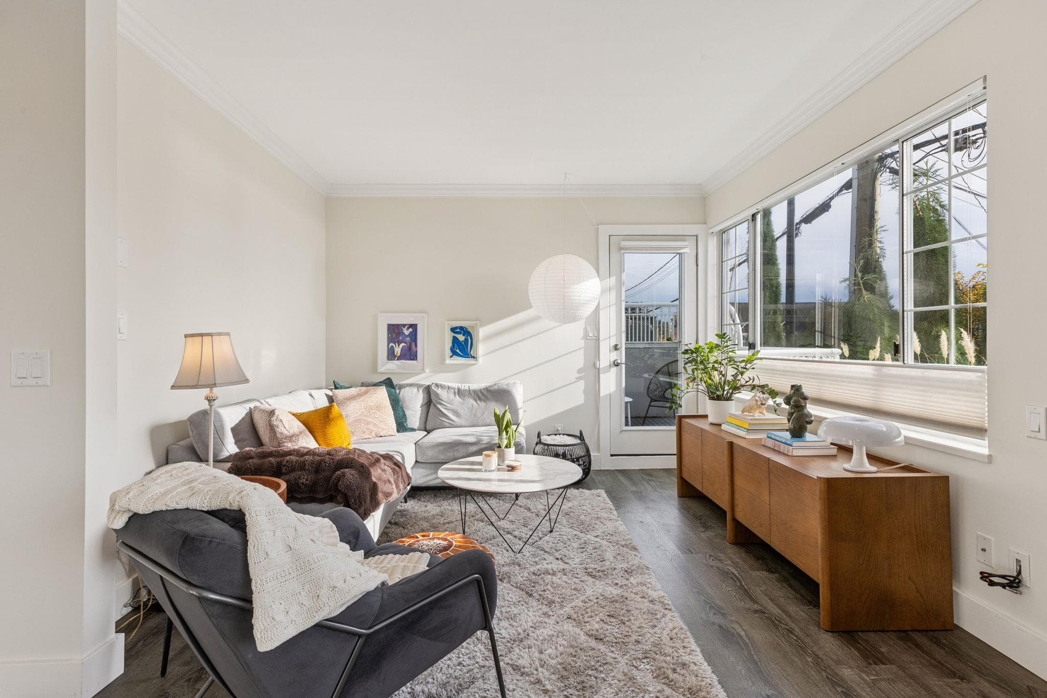 101 - 2440 Haywood Avenue, West Vancouver, V7V 1Y1 — photo 2