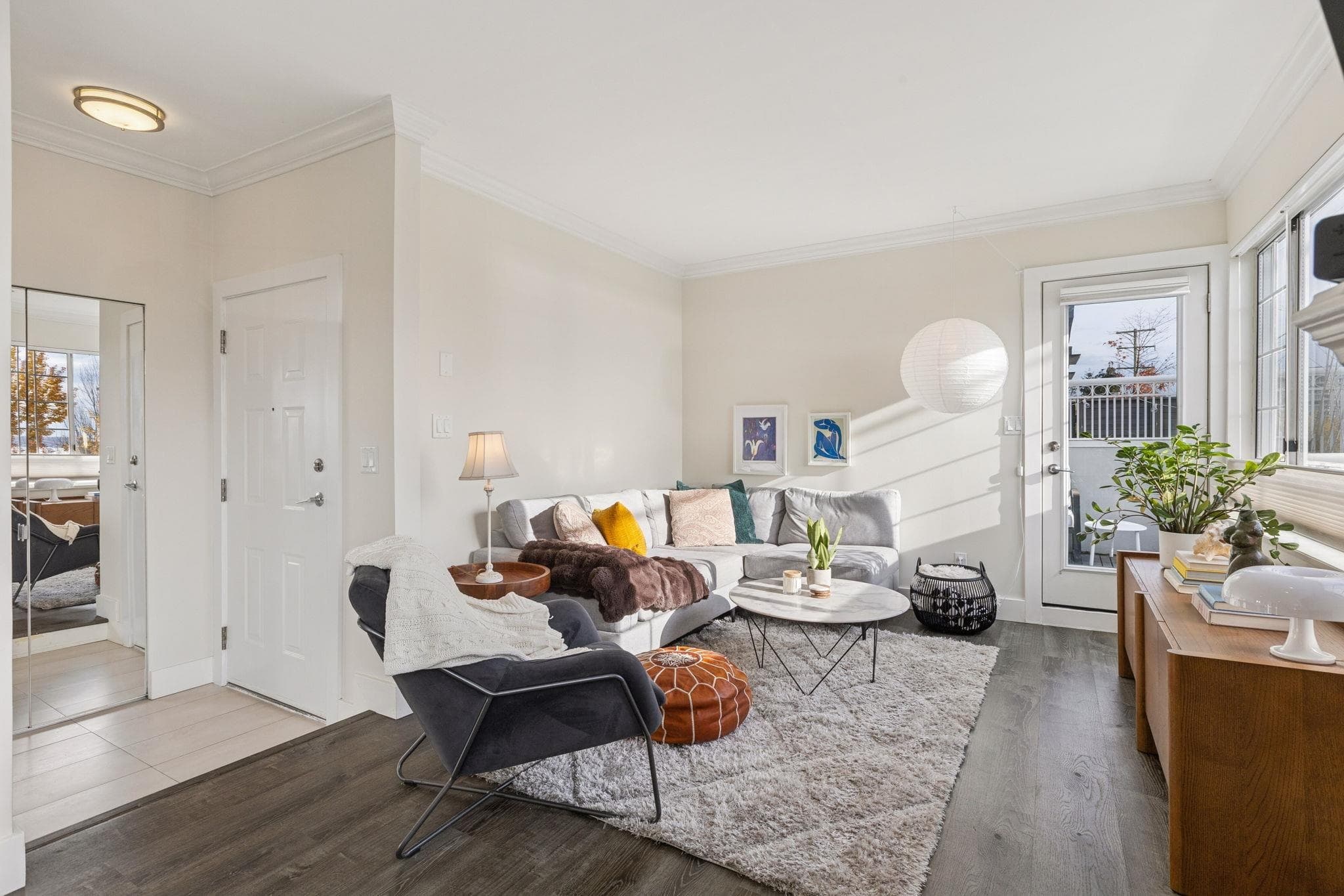 101 - 2440 Haywood Avenue, West Vancouver, V7V 1Y1 — photo 3