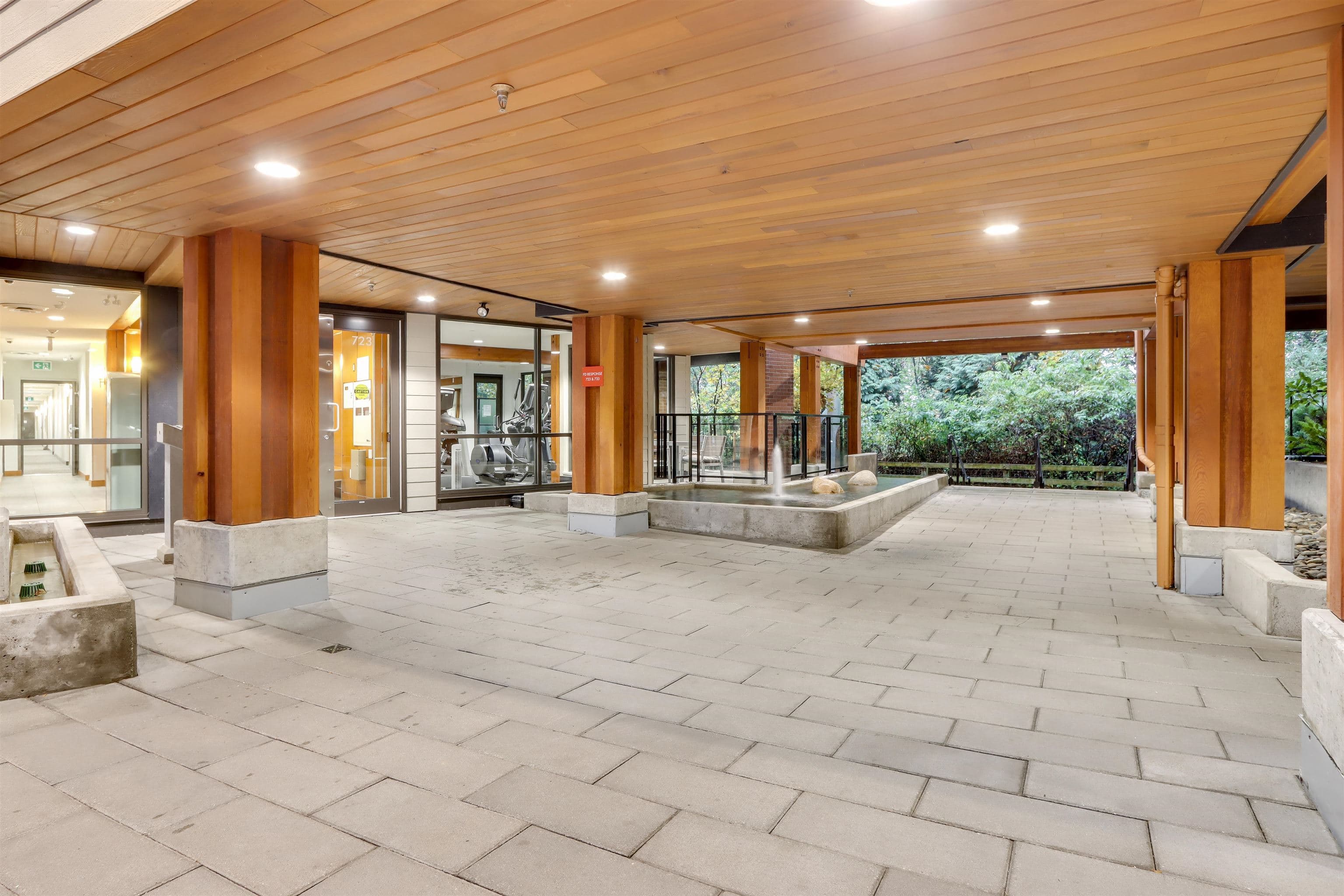 528 - 723 W 3rd Street, North Vancouver — sold