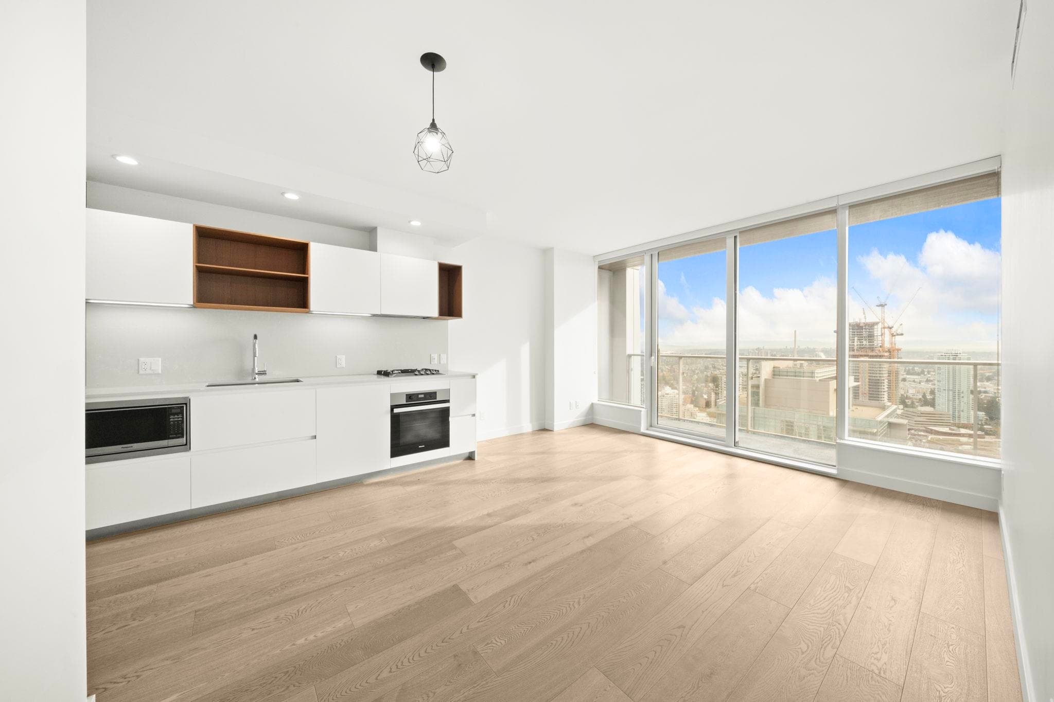 4009 - 6000 Mckay Avenue, Burnaby, V5H 0K2 — photo 1
