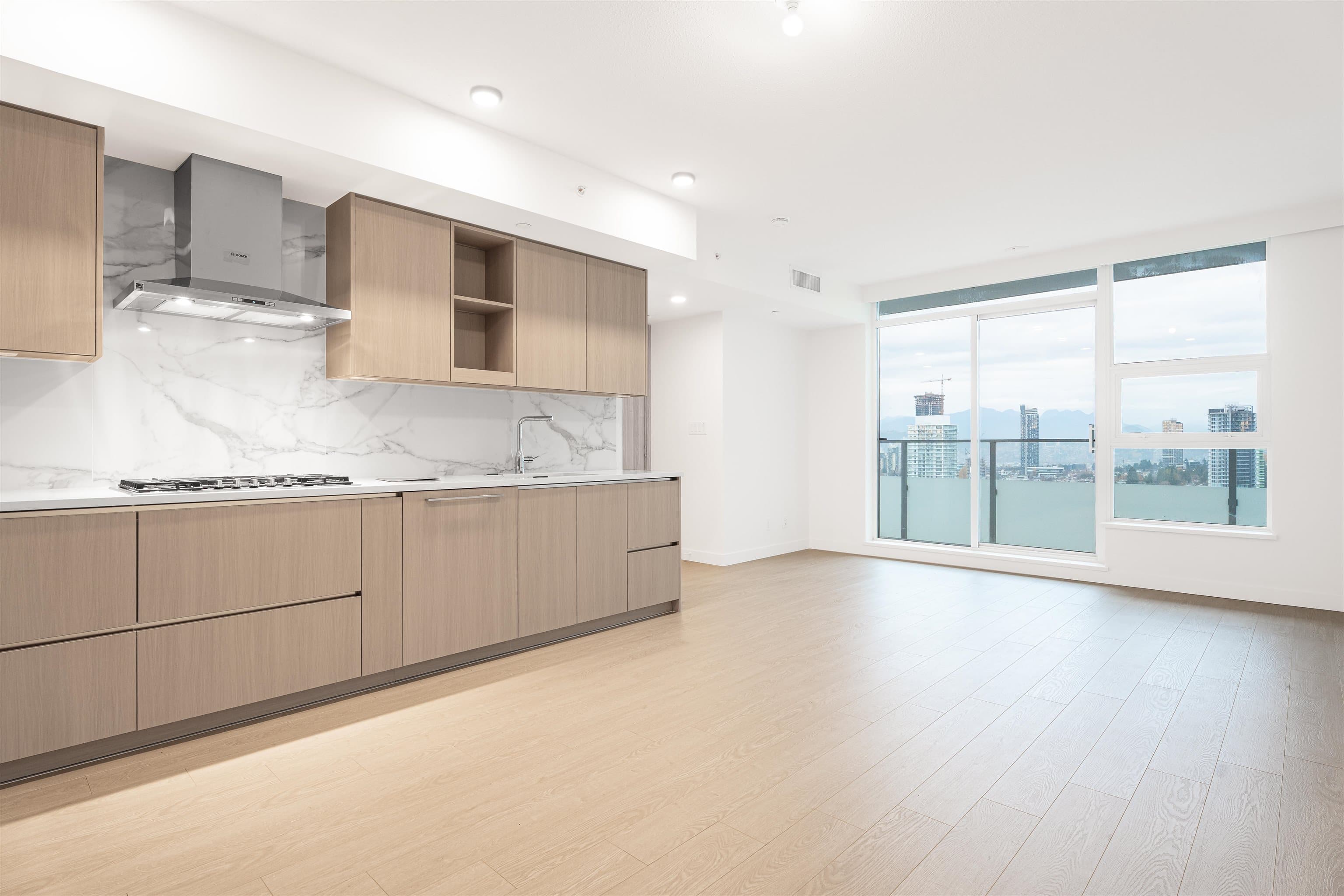 2709 - 13768 100 Avenue, Surrey, V3T 0V2 — photo 2