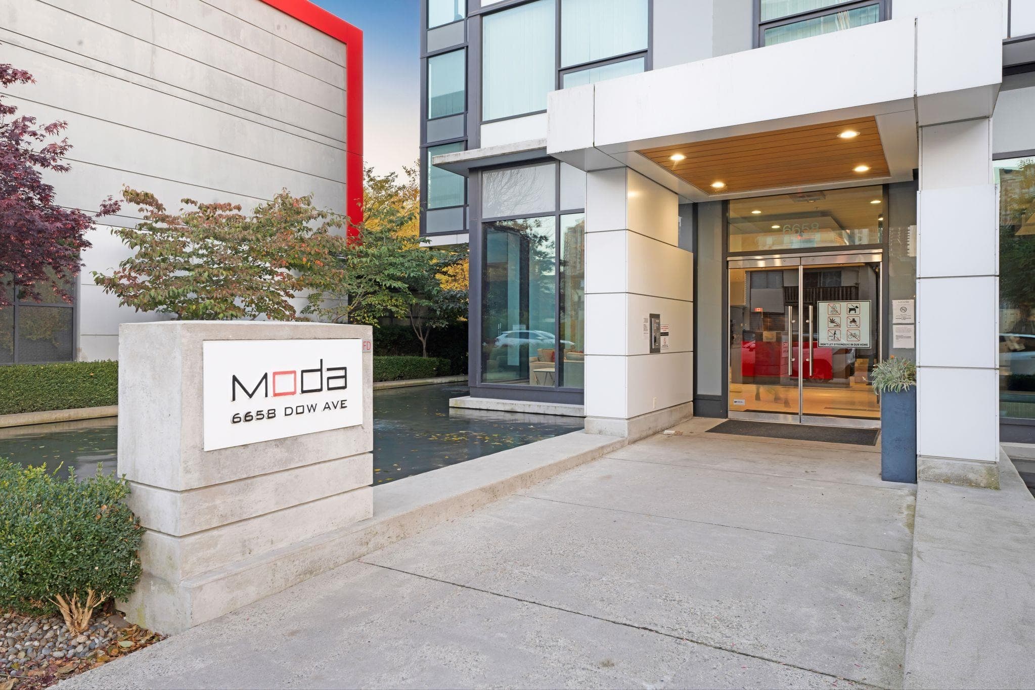 1501 - 6658 Dow Avenue, Burnaby, V5H 0C7 — photo 2