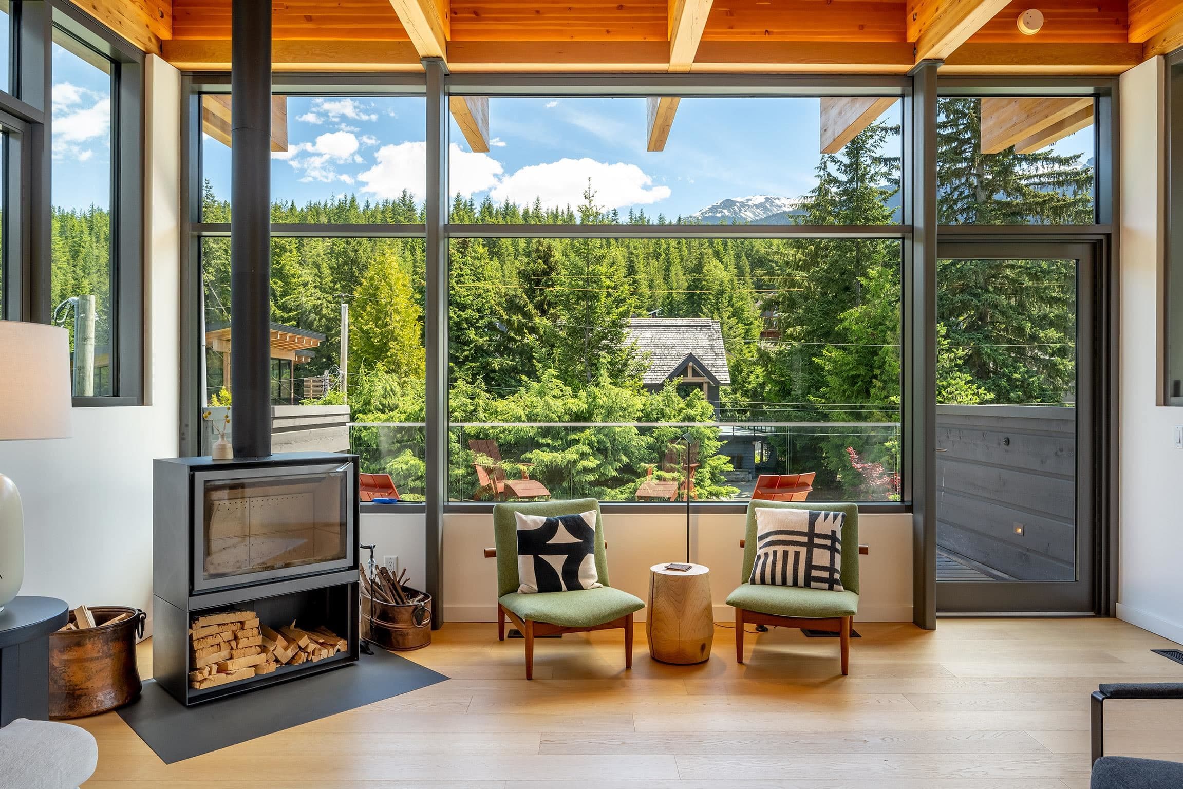 7325 Toni Sailer Lane, Whistler