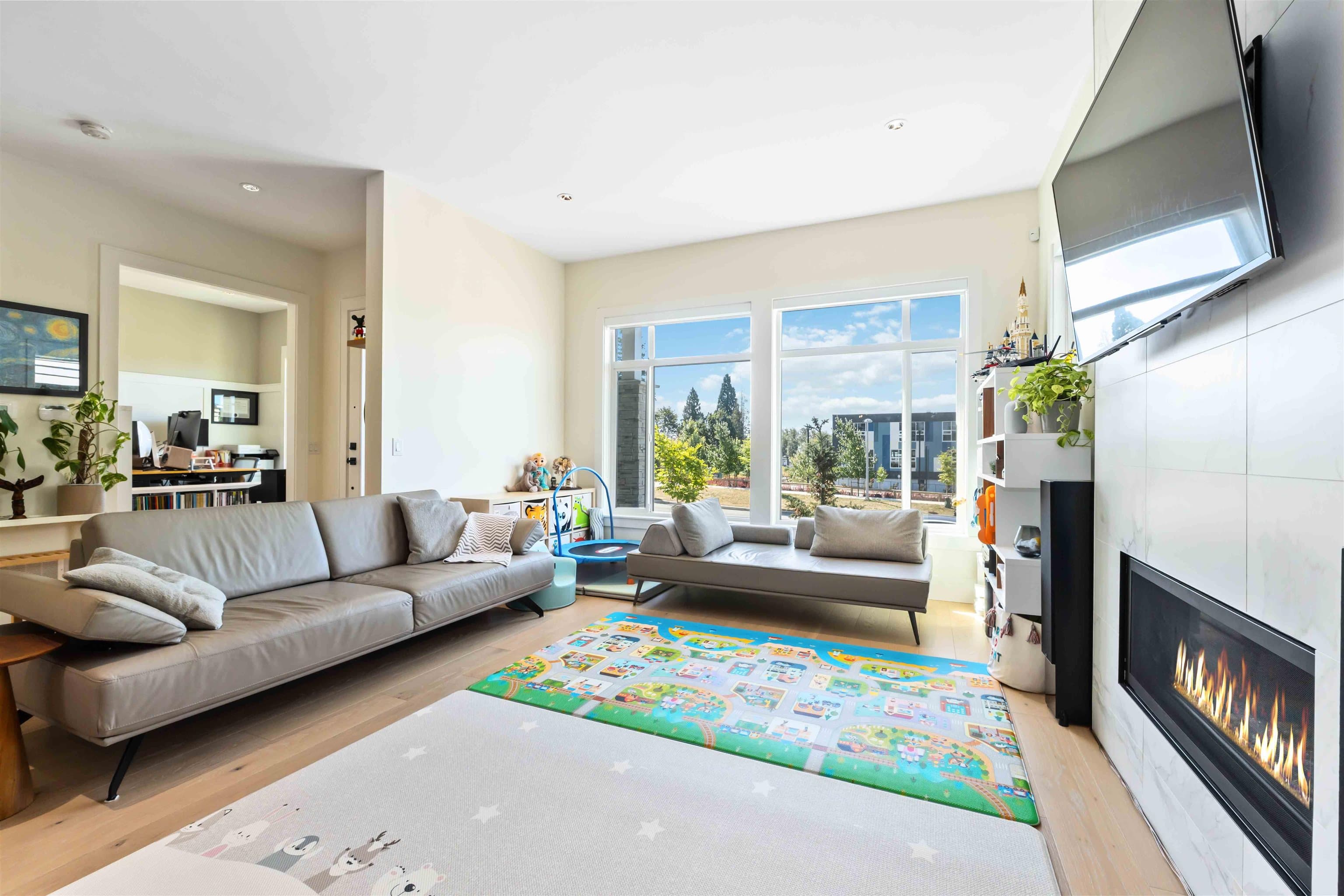 16591 20 Avenue, Surrey, V3Z 1B9 — photo 3