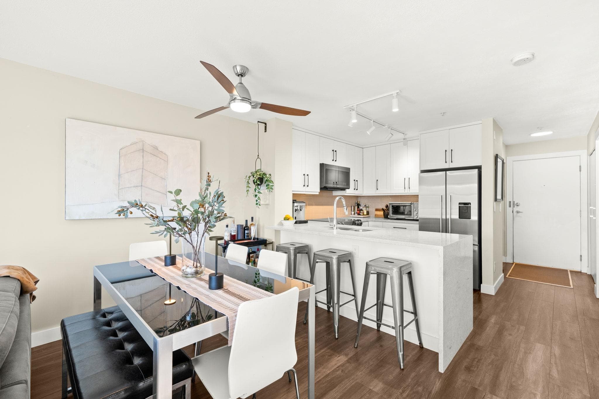 410 - 124 W 3rd Street, North Vancouver, V7M 1E8 — photo 1
