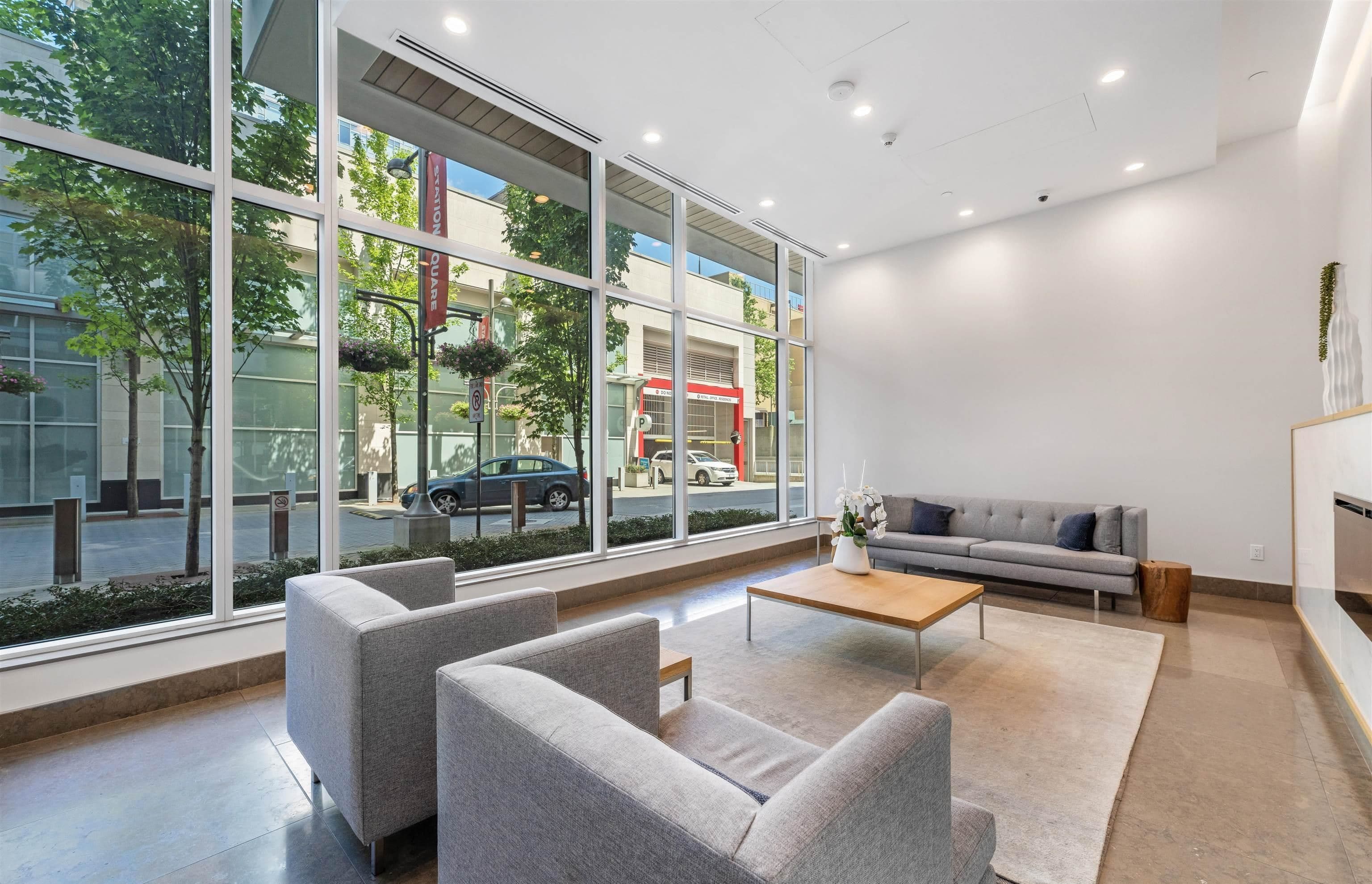 5008 - 4670 Assembly Way, Burnaby, V5H 0H3 — photo 2