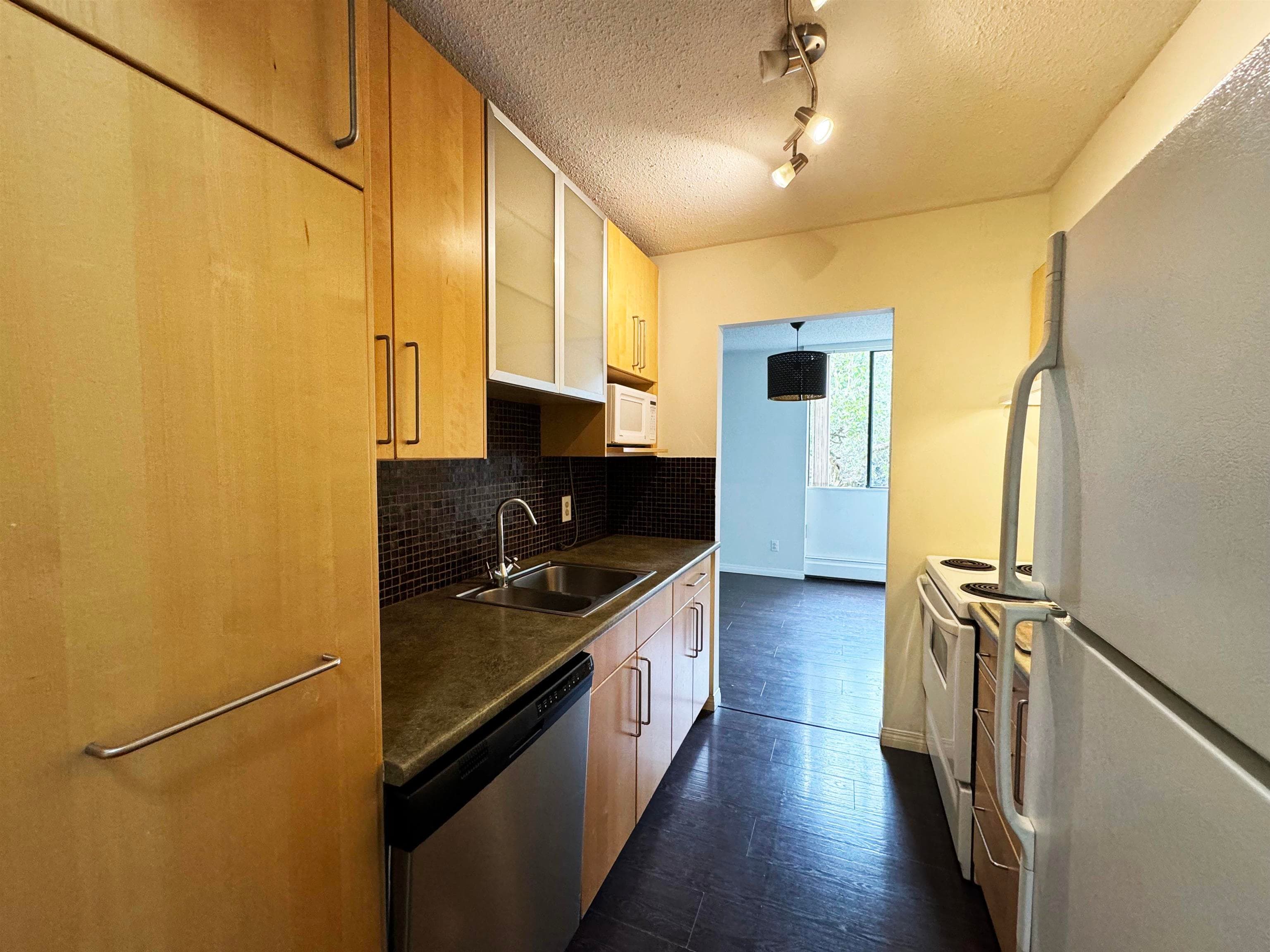 2xx - 9320 Parksville Drive, Richmond, V7E 4W2 — photo 2