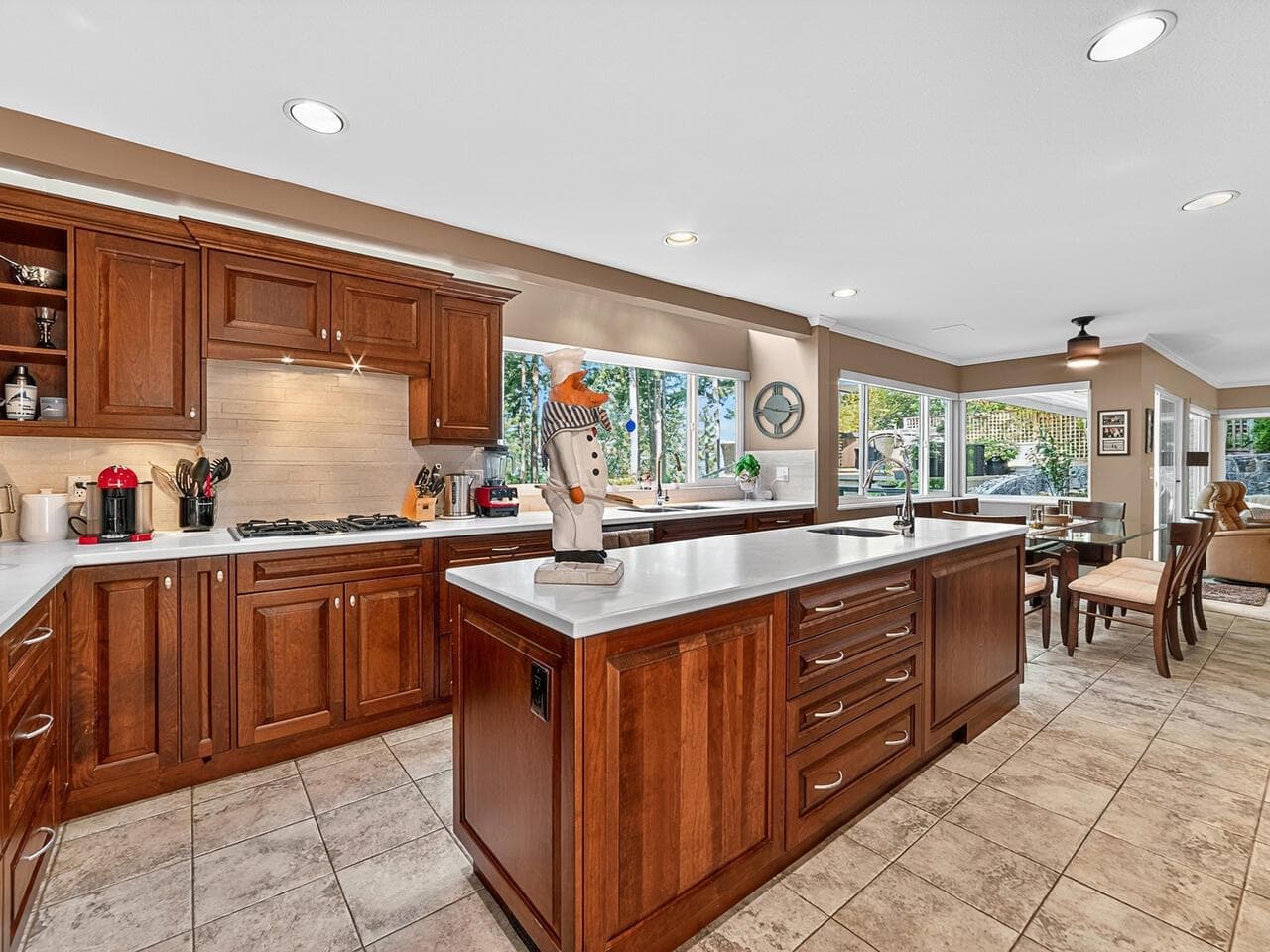 5302 Westhaven Wynd, West Vancouver, V7W 3E8 — photo 3