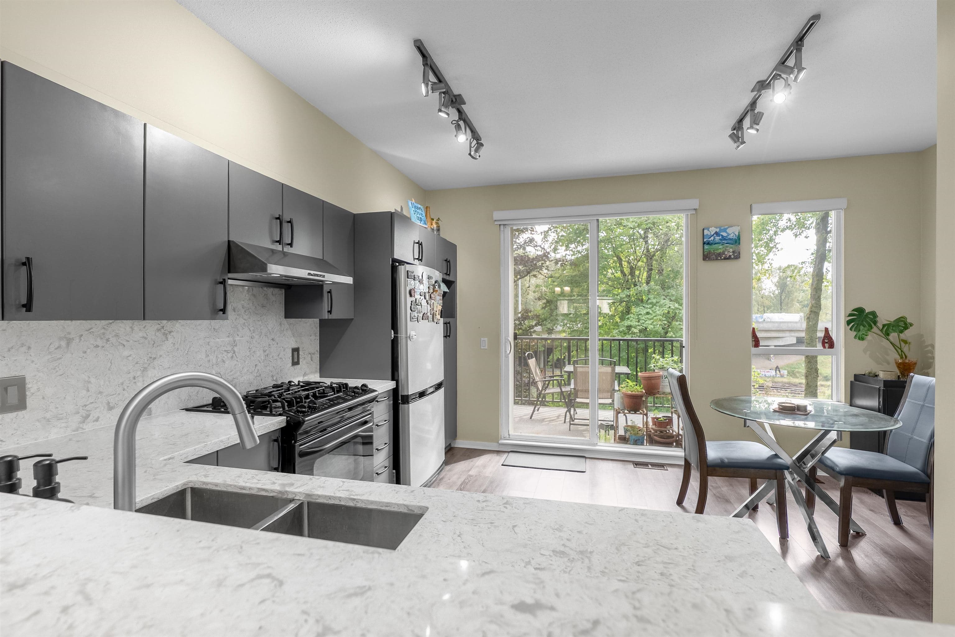 167 - 9133 Government Street, Burnaby, V3N 0B1 — photo 2