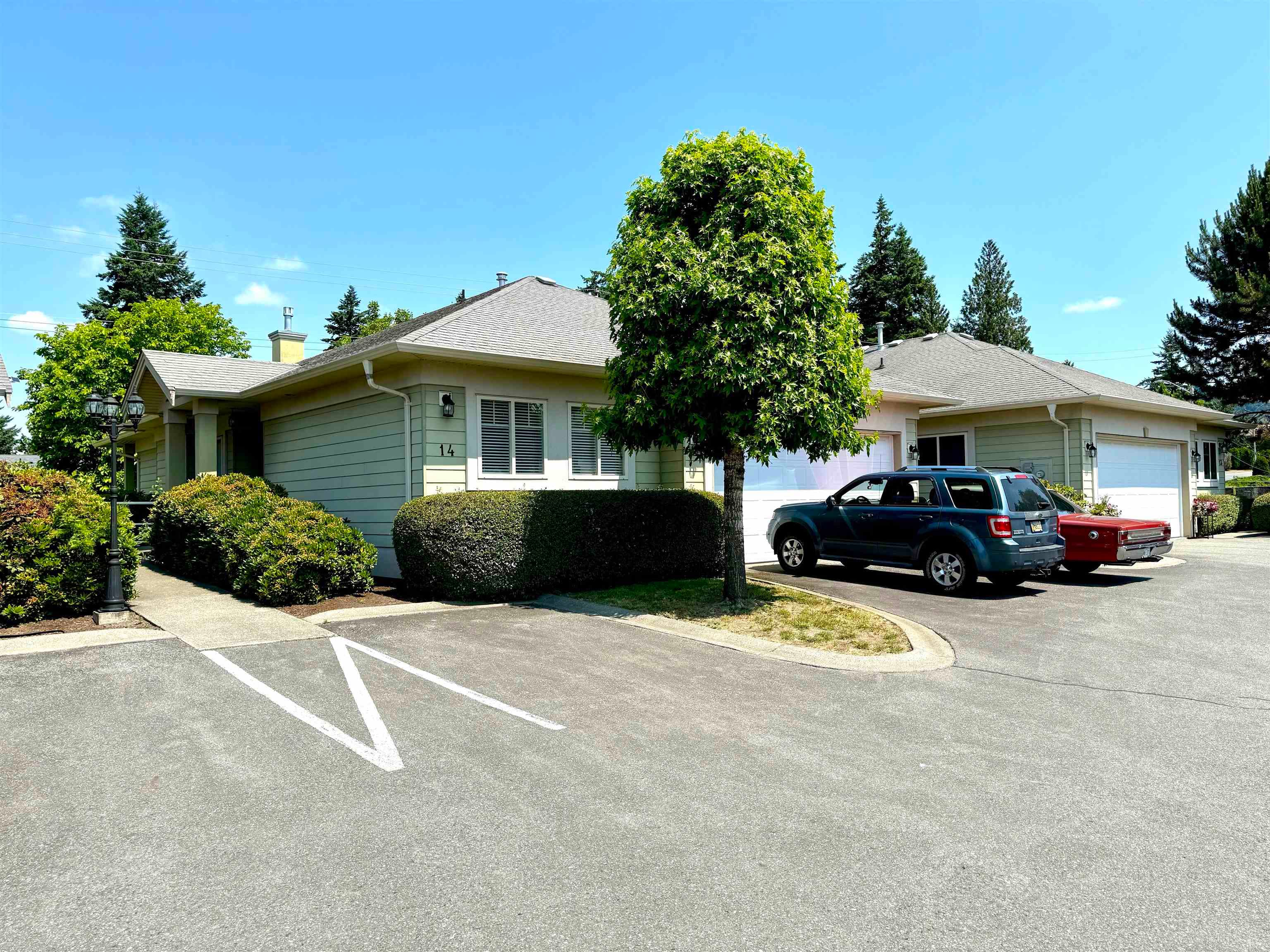 14 - 34159 Fraser Street, Abbotsford, V2S 8P2 — photo 1