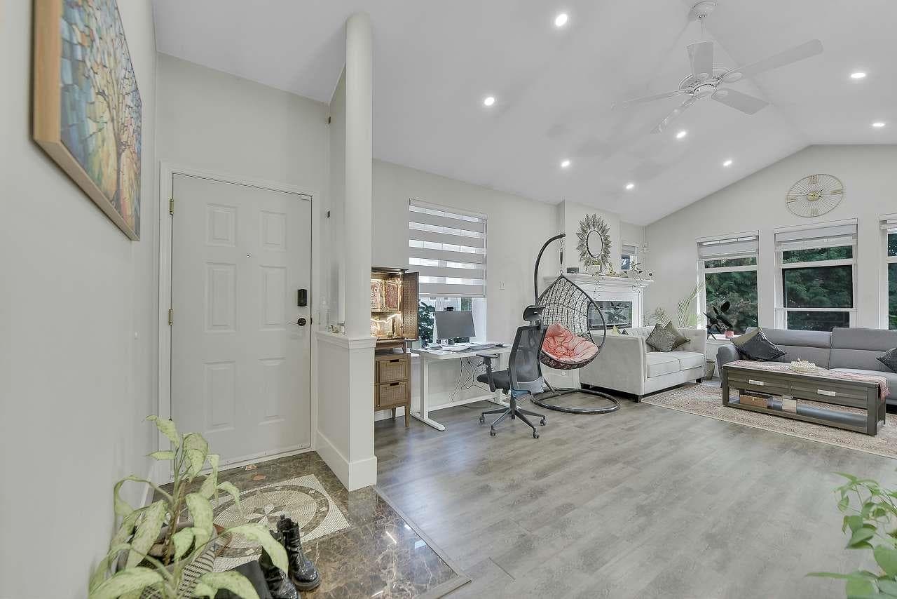 54 - 15037 58 Avenue, Surrey, V3S 8Z5 — photo 5