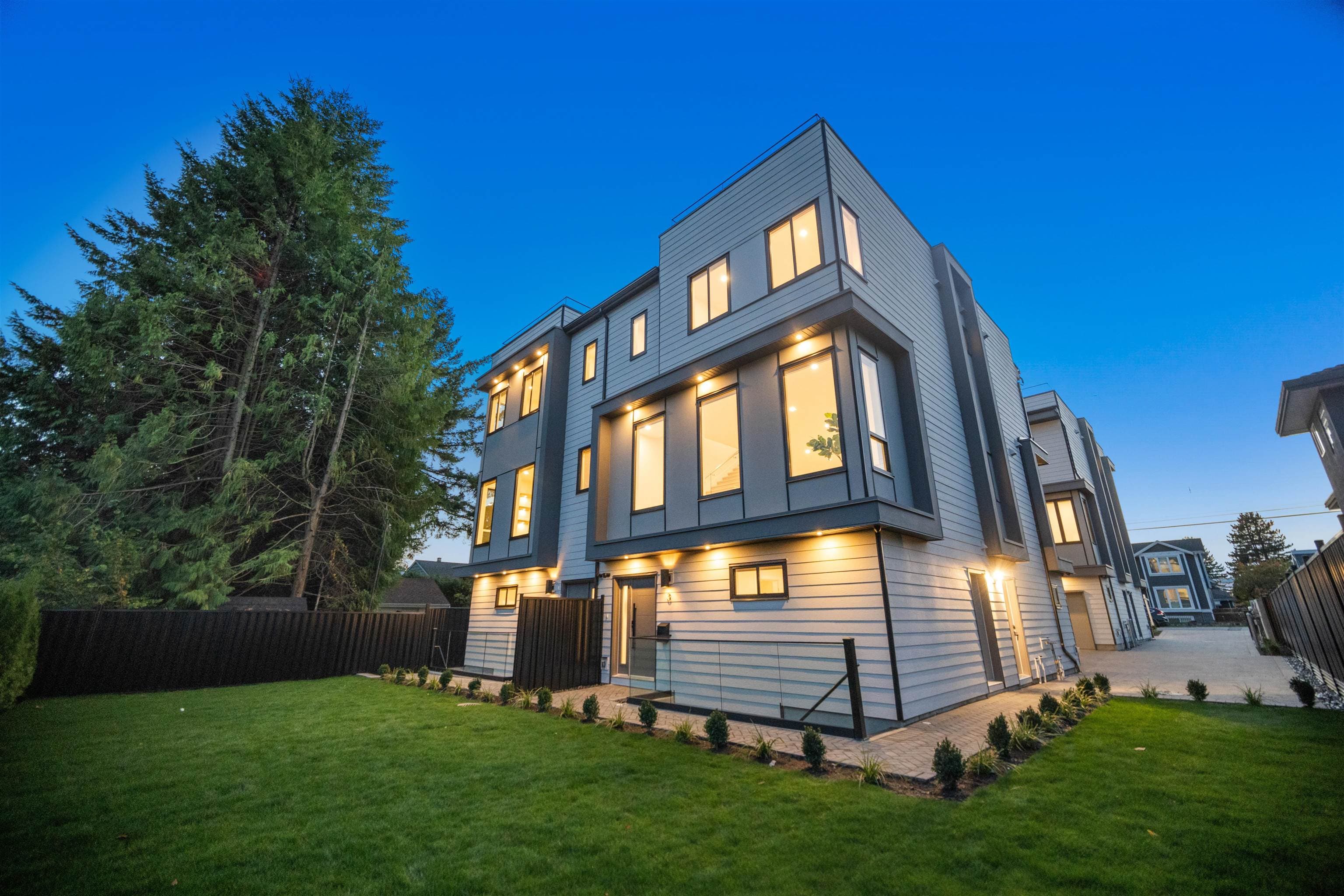 3 - 1536 Duthie Avenue, Burnaby