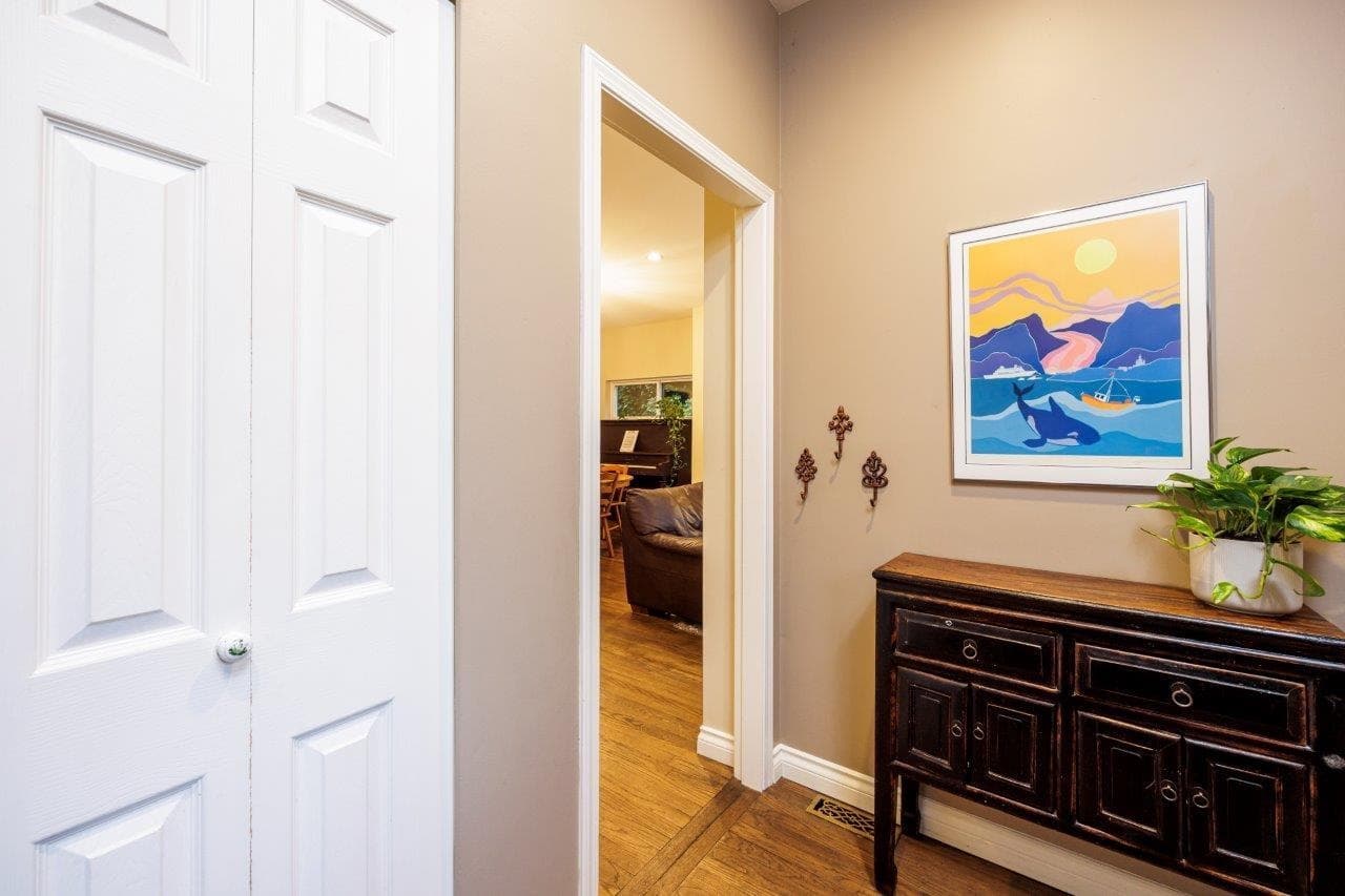 1806 Deep Cove Road, North Vancouver, V7G 1S6 — photo 5
