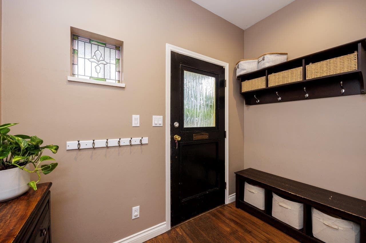 1806 Deep Cove Road, North Vancouver, V7G 1S6 — photo 4