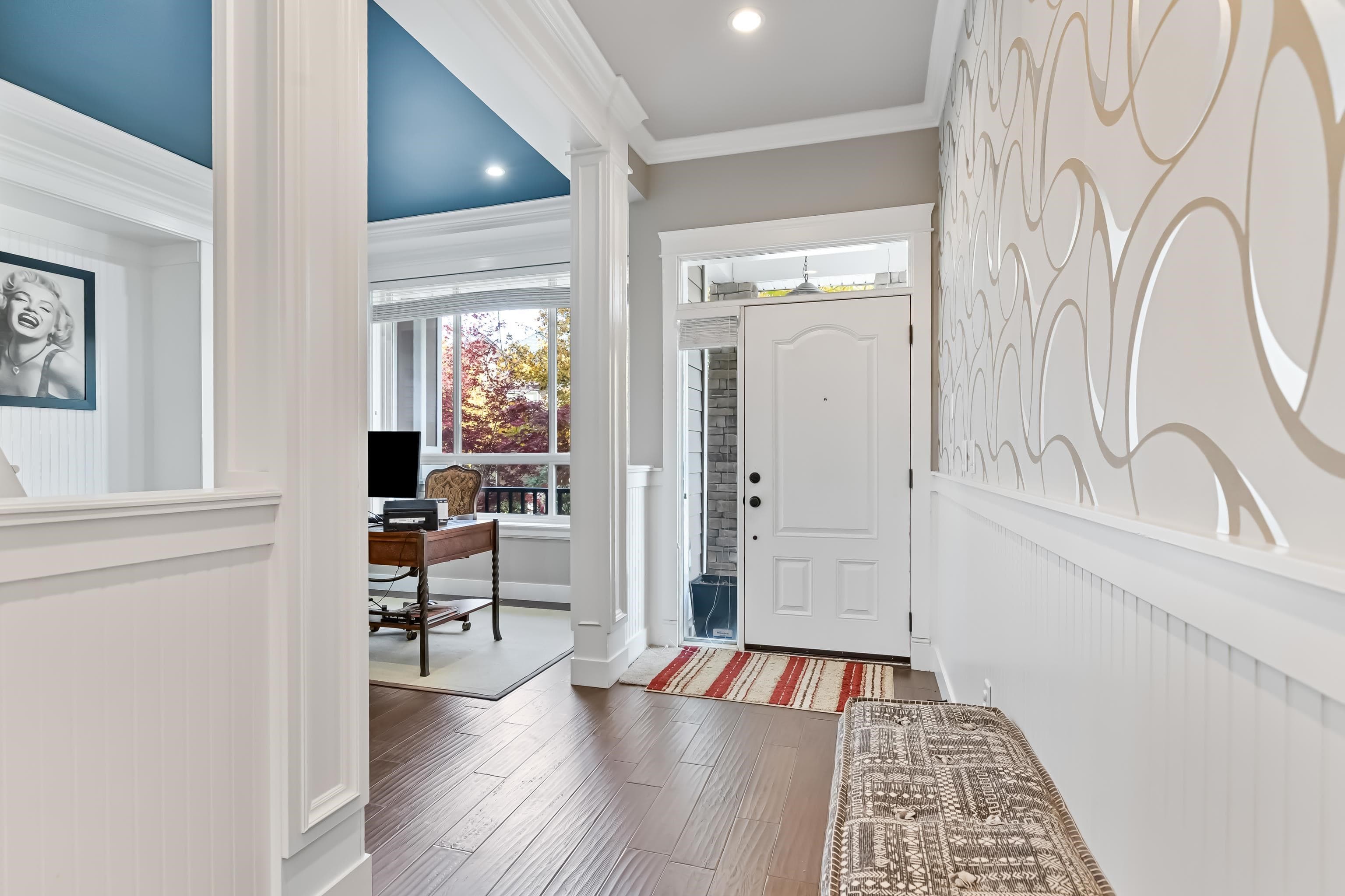 8049 211a Street, Langley, V2Y 0J5 — photo 2