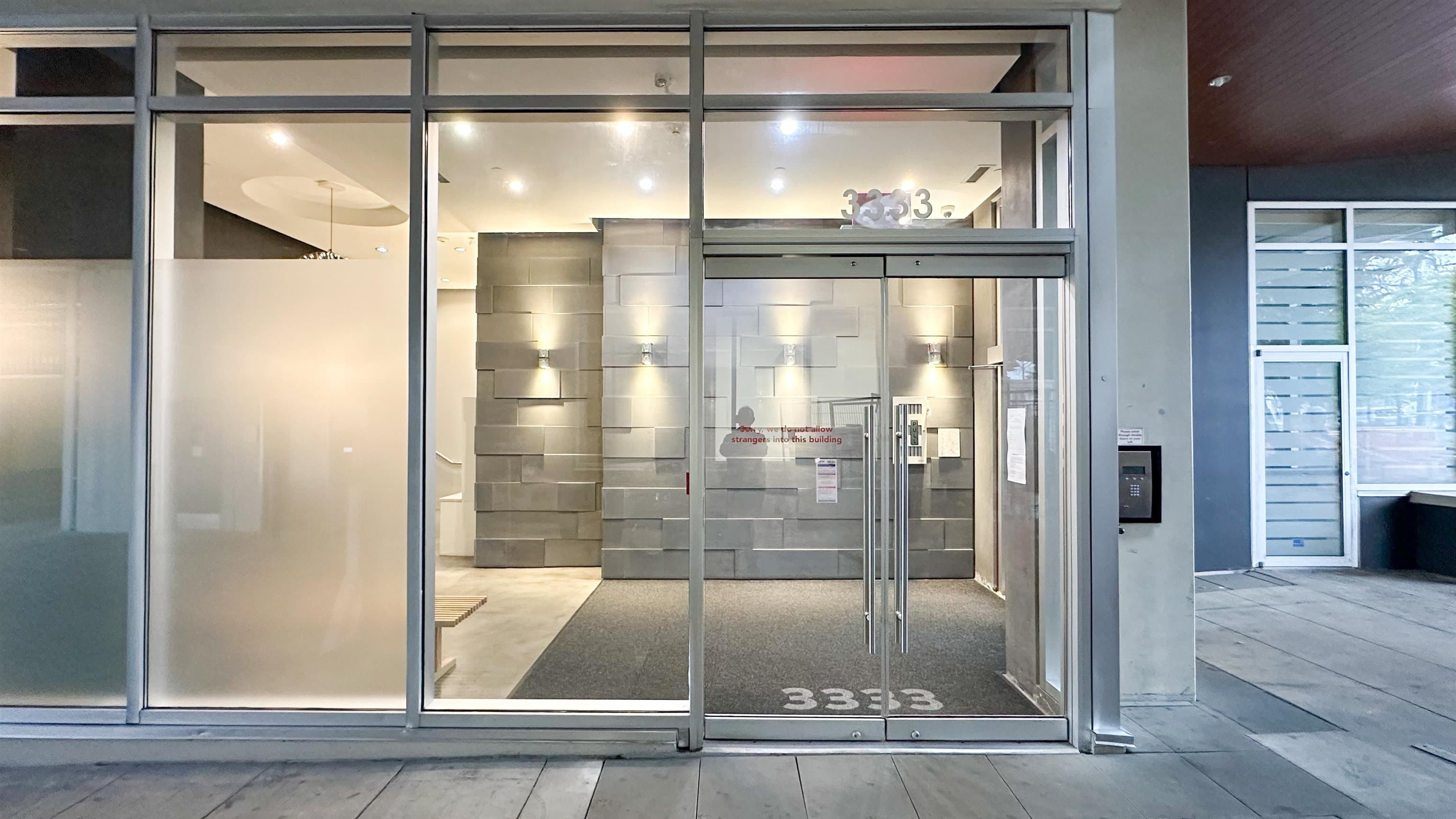 301 - 3333 Main Street, Vancouver, V7V 3M8 — photo 2