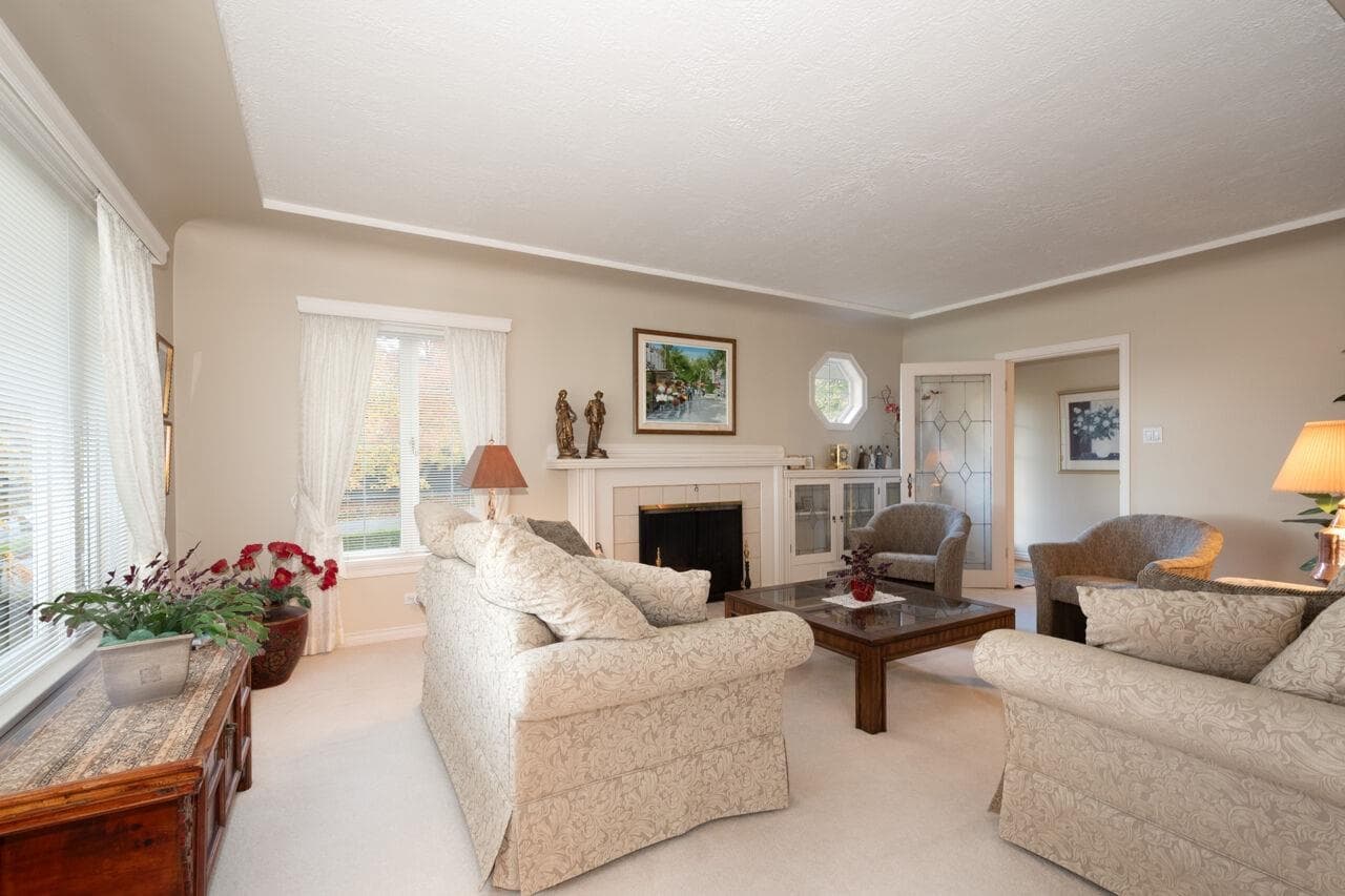 914 17th Street, West Vancouver, V7V 3T7 — photo 5