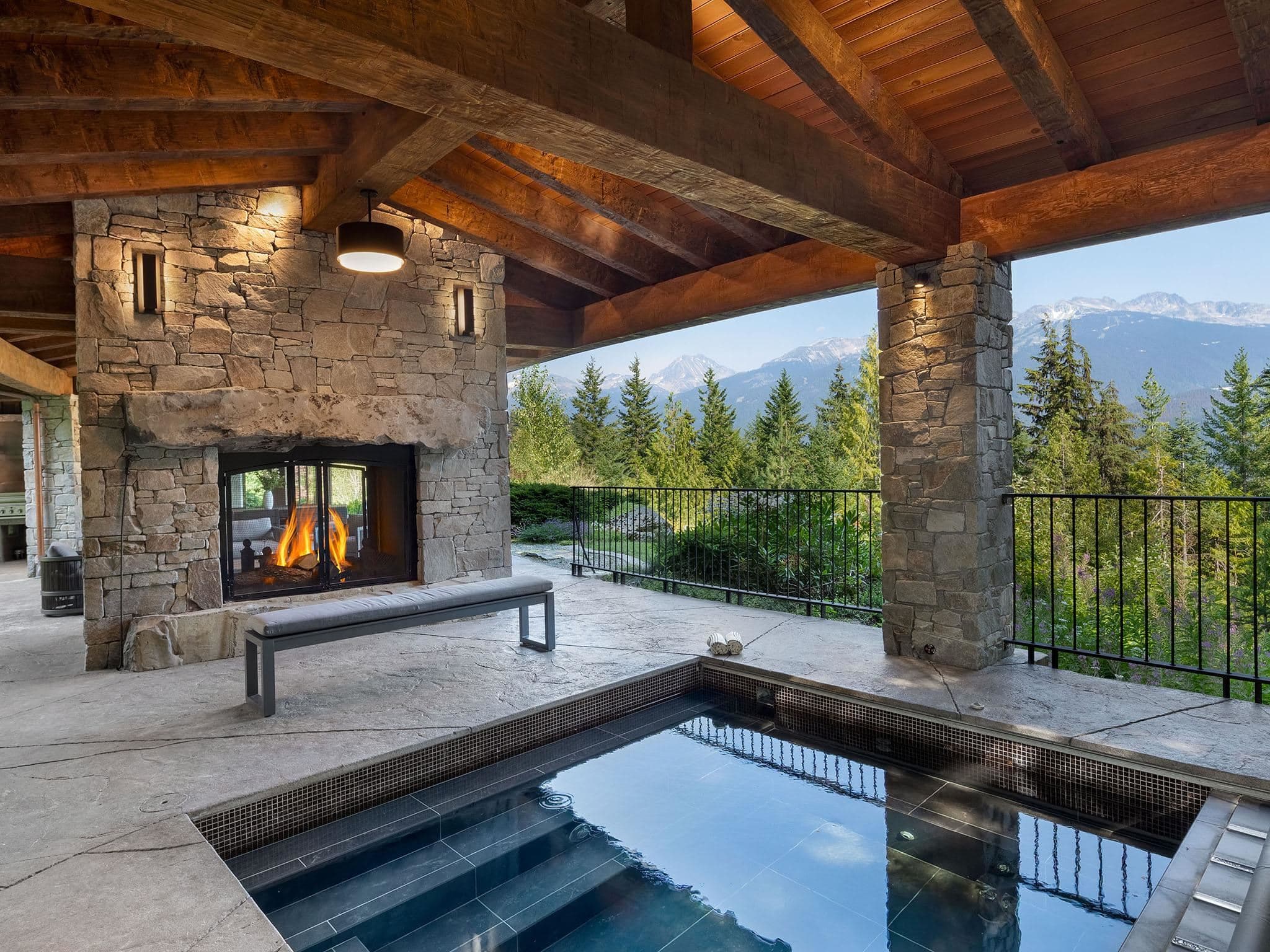 5476 Stonebridge Place, Whistler, V0N 1B5 — photo 5