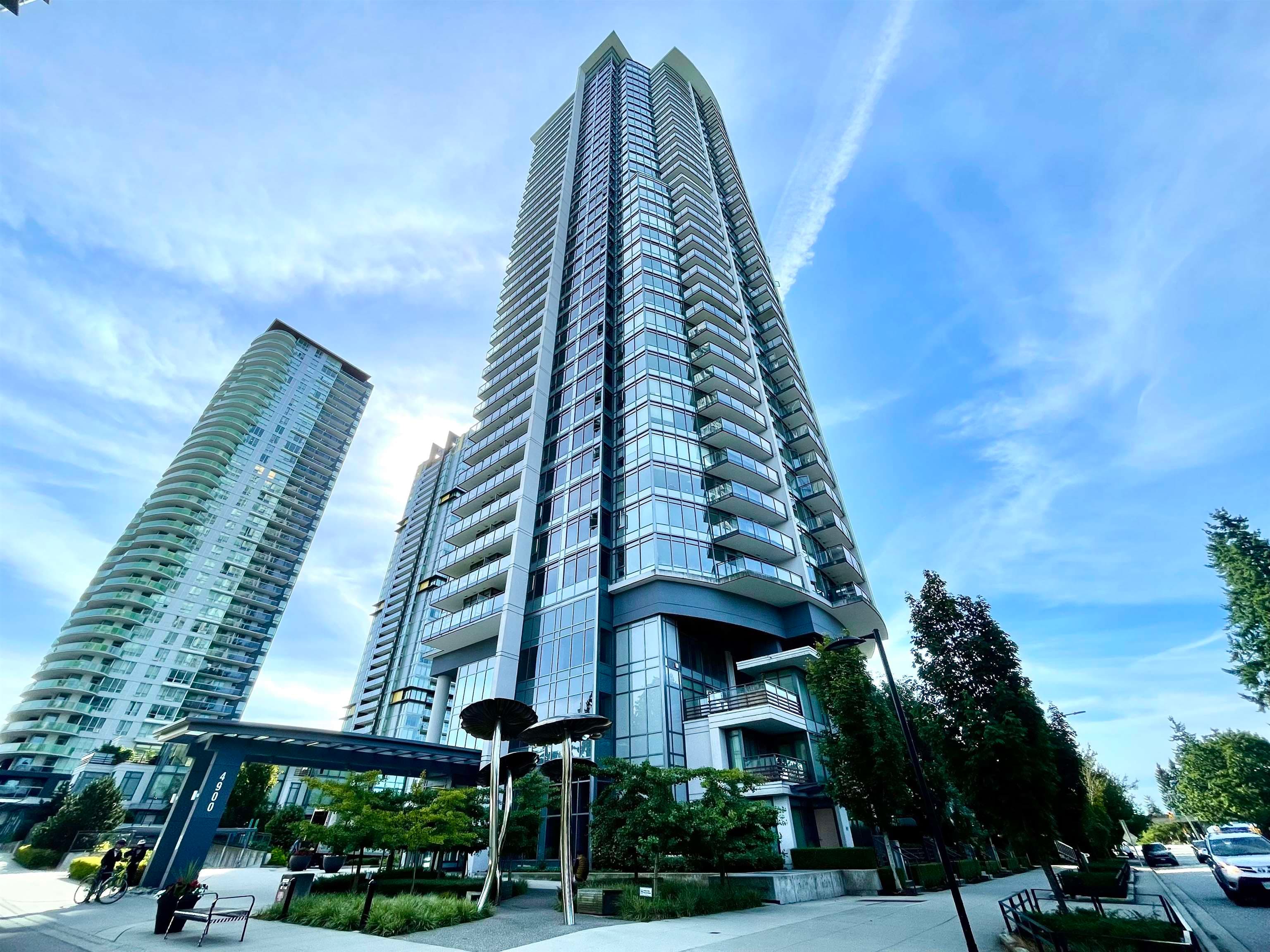 2305 - 4900 Lennox Lane, Burnaby, V5H 0G9 — photo 2